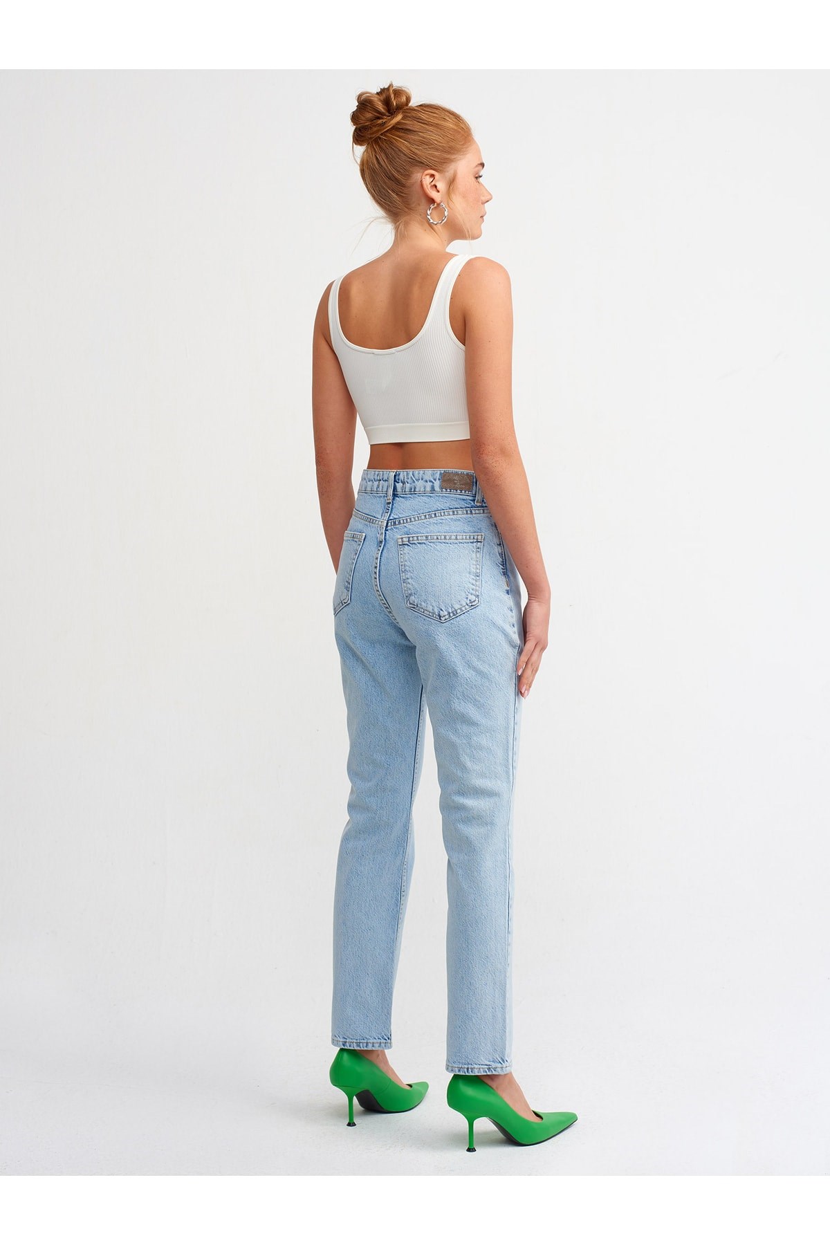 70238-onu-dugmeli-bootcut-pantolon-mav-6-b56d.jpg