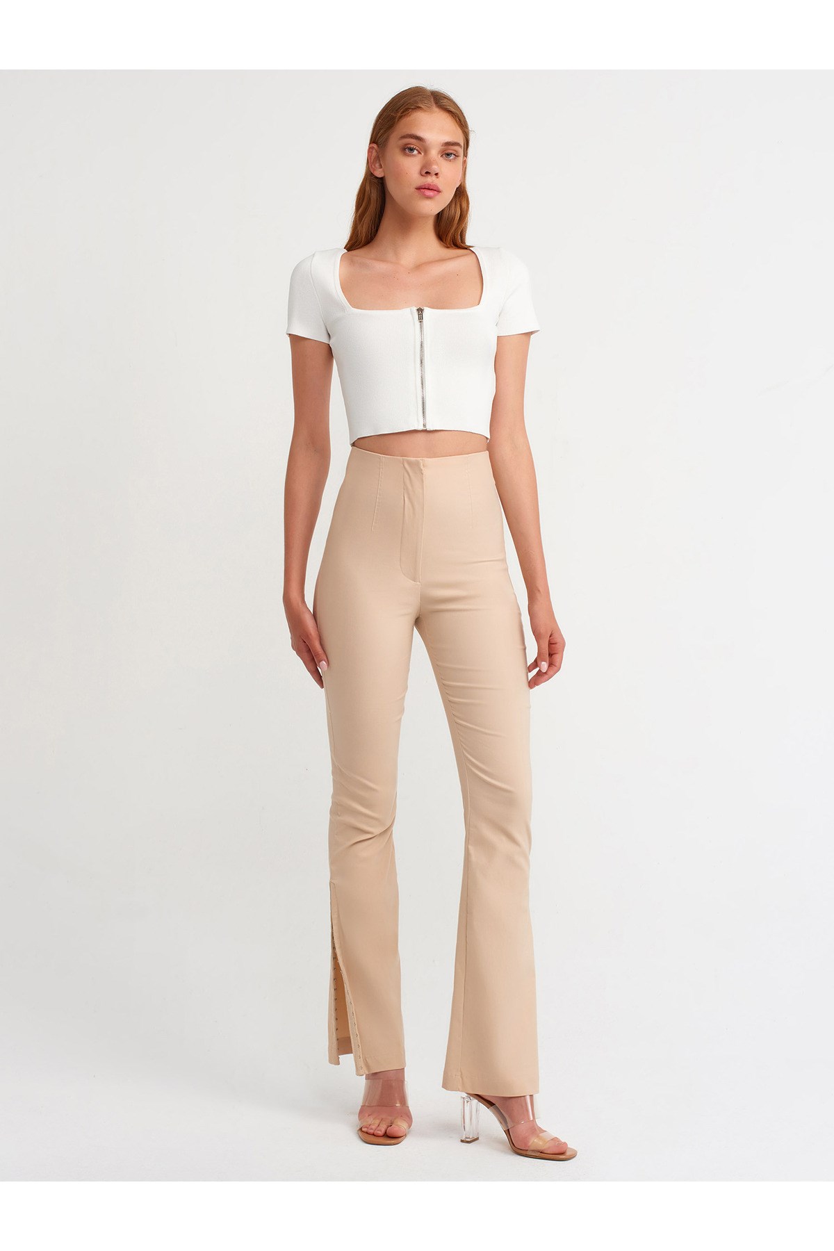 70339-agraf-detayli-pantolon-bej-4-bcd0.jpg