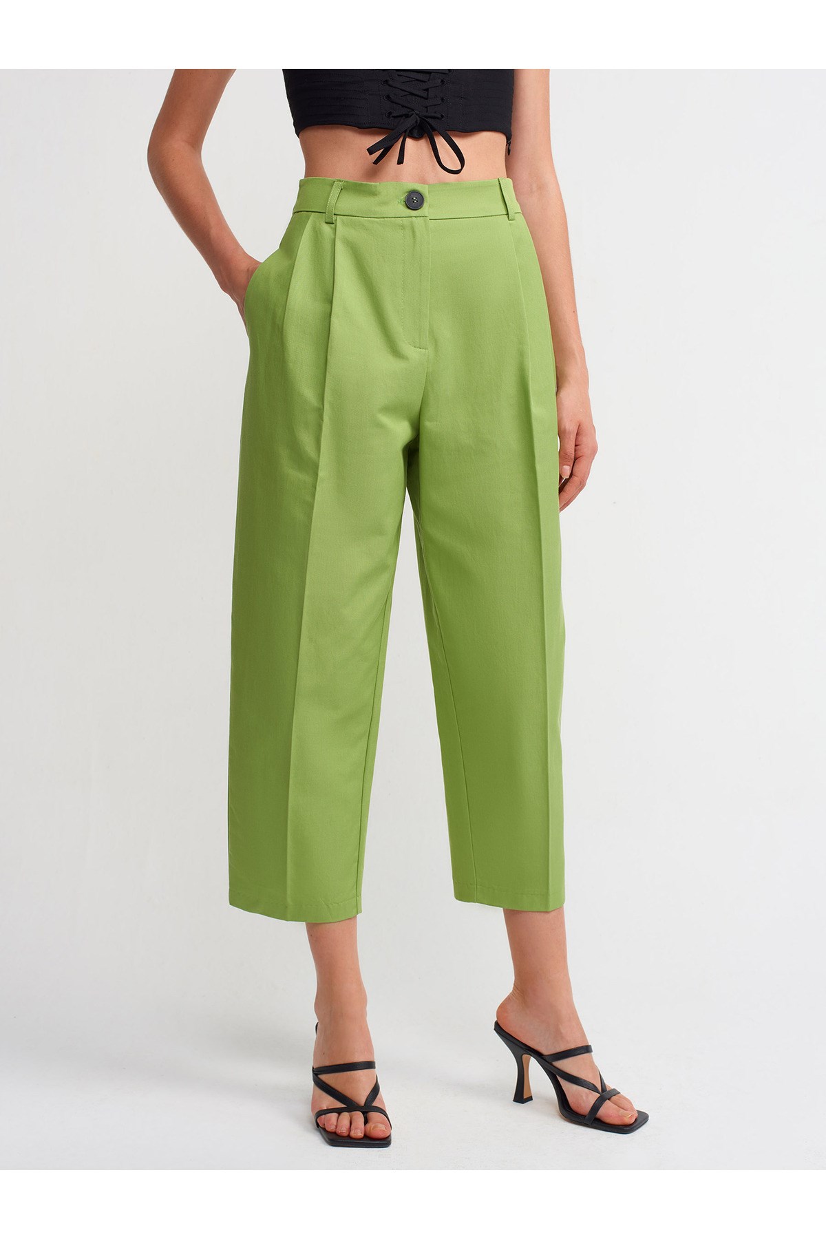 70346-yuksek-bel-cepli-pantolon-yesil-f26f3f.jpg