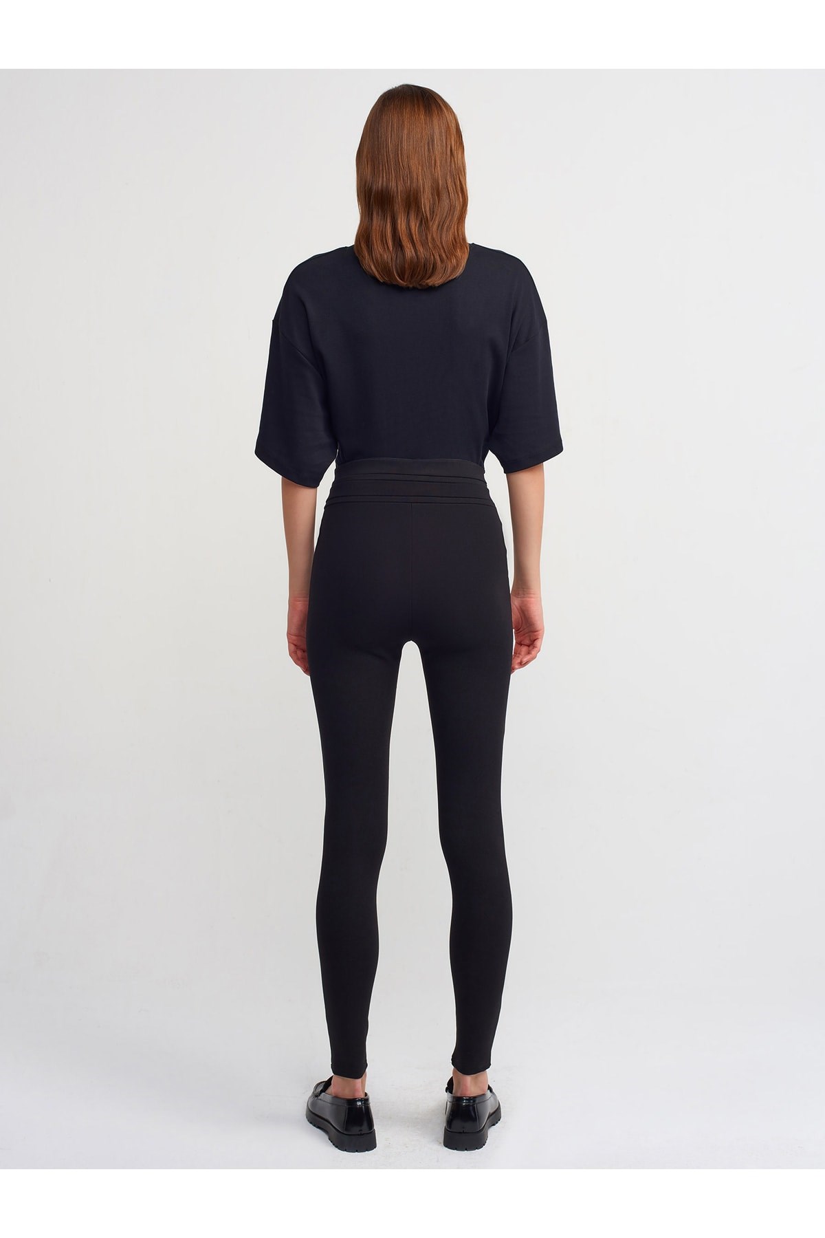 70376-dugme-detayli-strec-pantolon-siy-cda34-.jpg