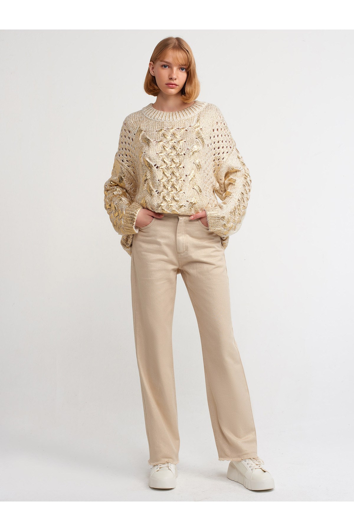 70455-parlak-straight-pantolon-acik-be-e47b2b.jpg