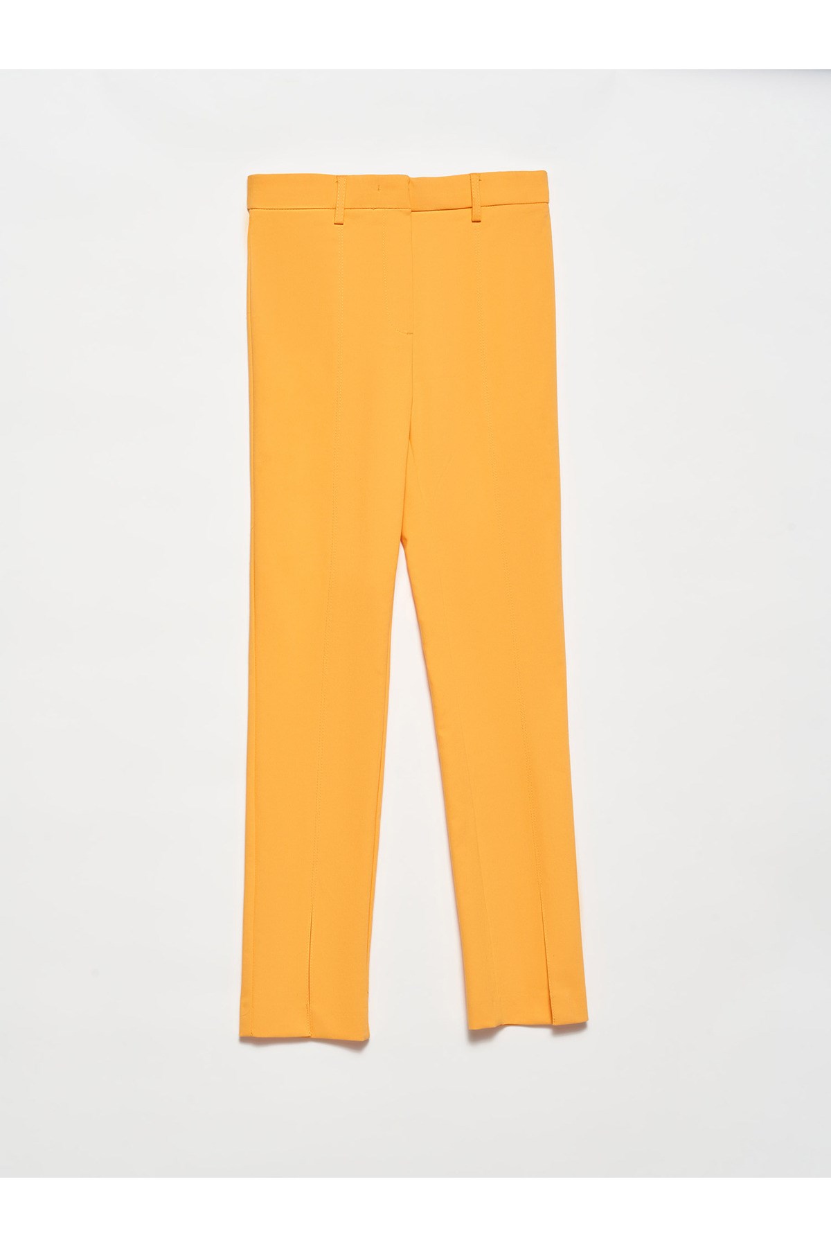 70528-yirtmac-detayli-skinny-pantolon--0e4-49.jpg
