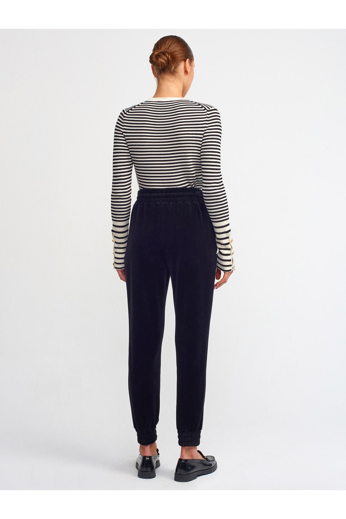 70642-jogging-fit-pantolon-siyah--832f6.jpg