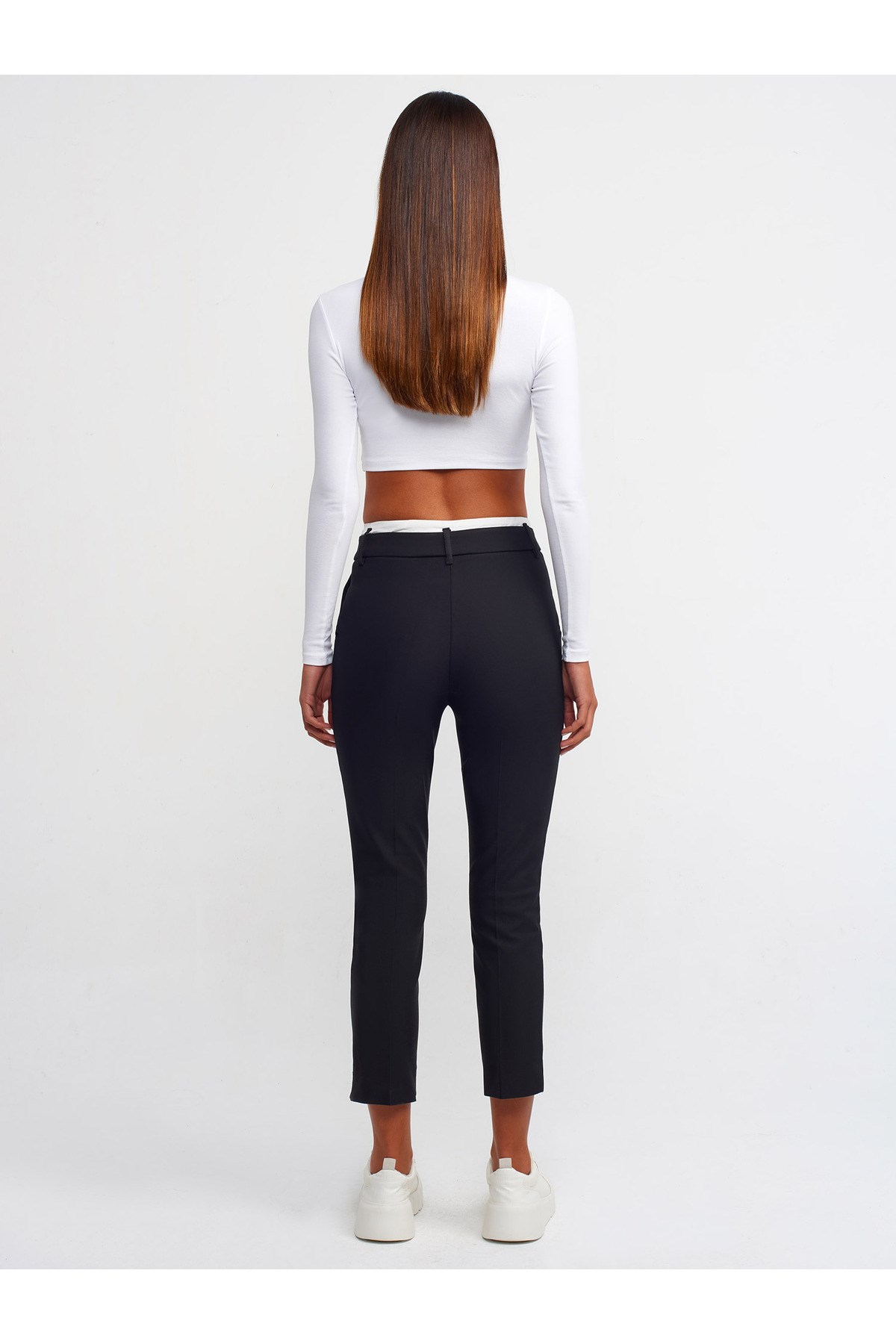 71189-kontras-kemerli-slim-fit-pantolo-833555.jpg
