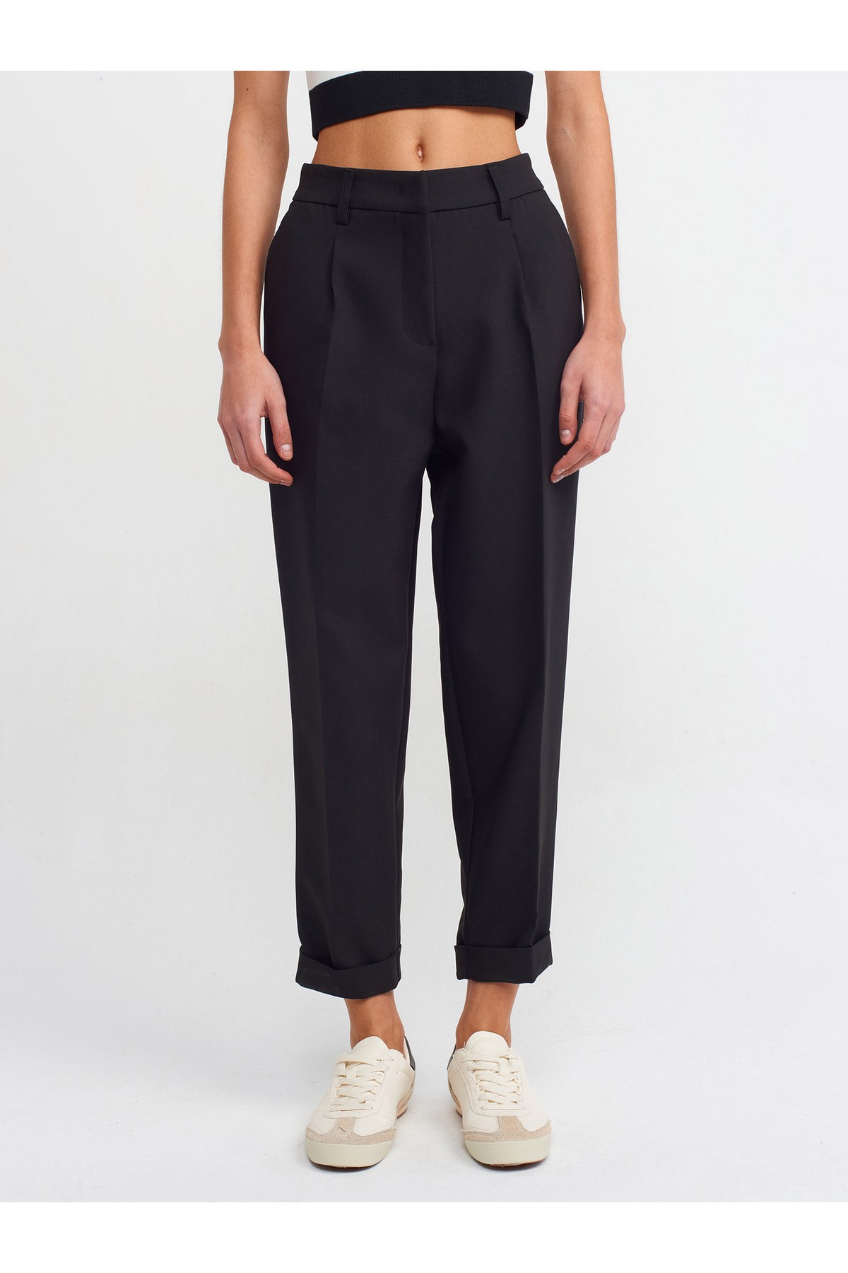 71270-kivrik-paca-duz-fit-pantolon-siy-5b-955.jpg