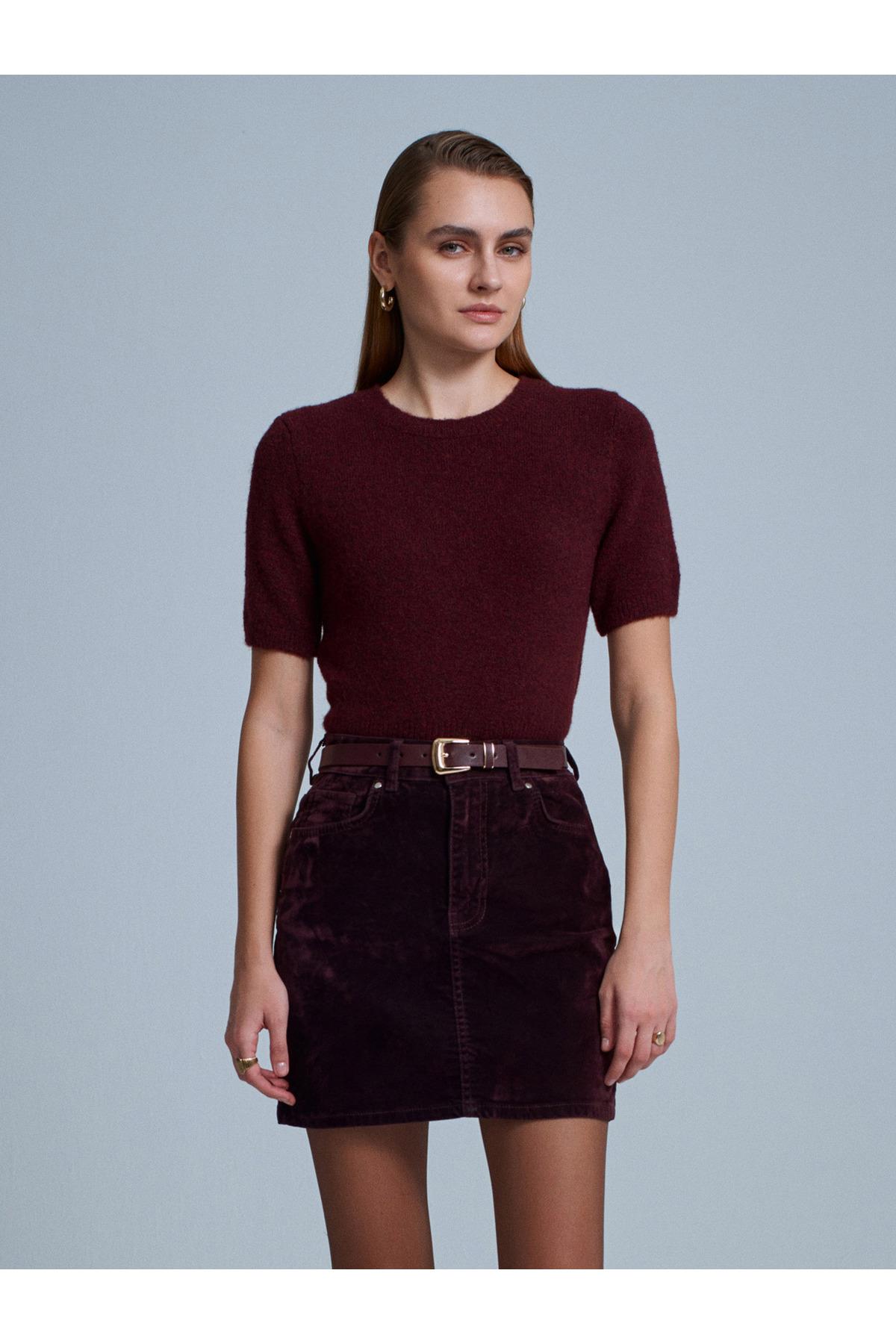 80593-kadife-mini-etek-bordo-2b40-a.jpg