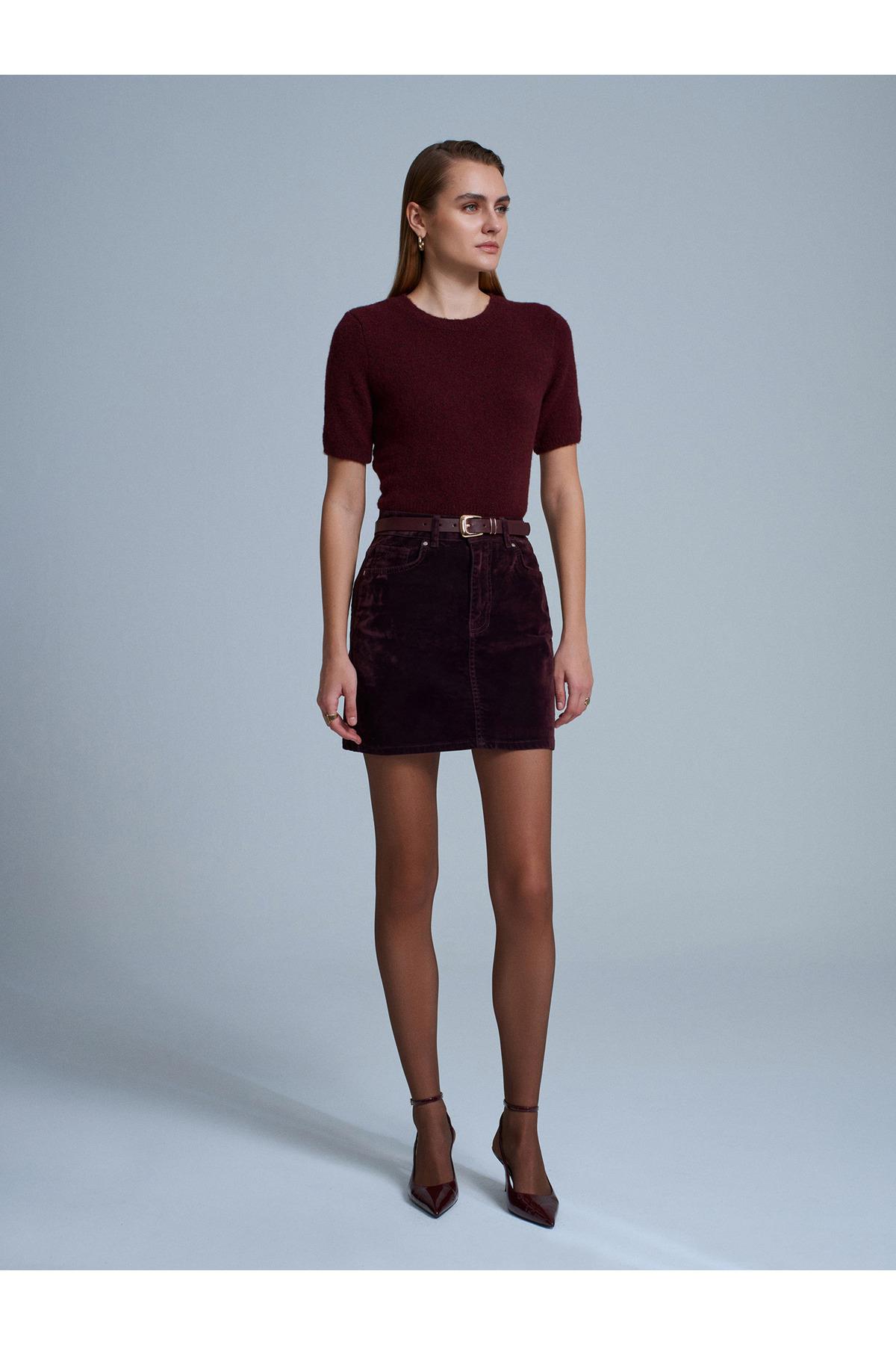 80593-kadife-mini-etek-bordo-c65aef.jpg