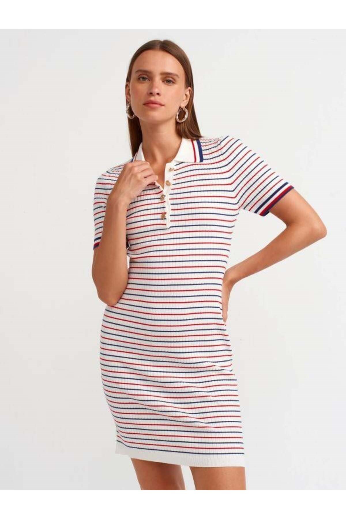90218-polo-yaka-cizgili-dugmeli-triko--f6a7ae.jpg