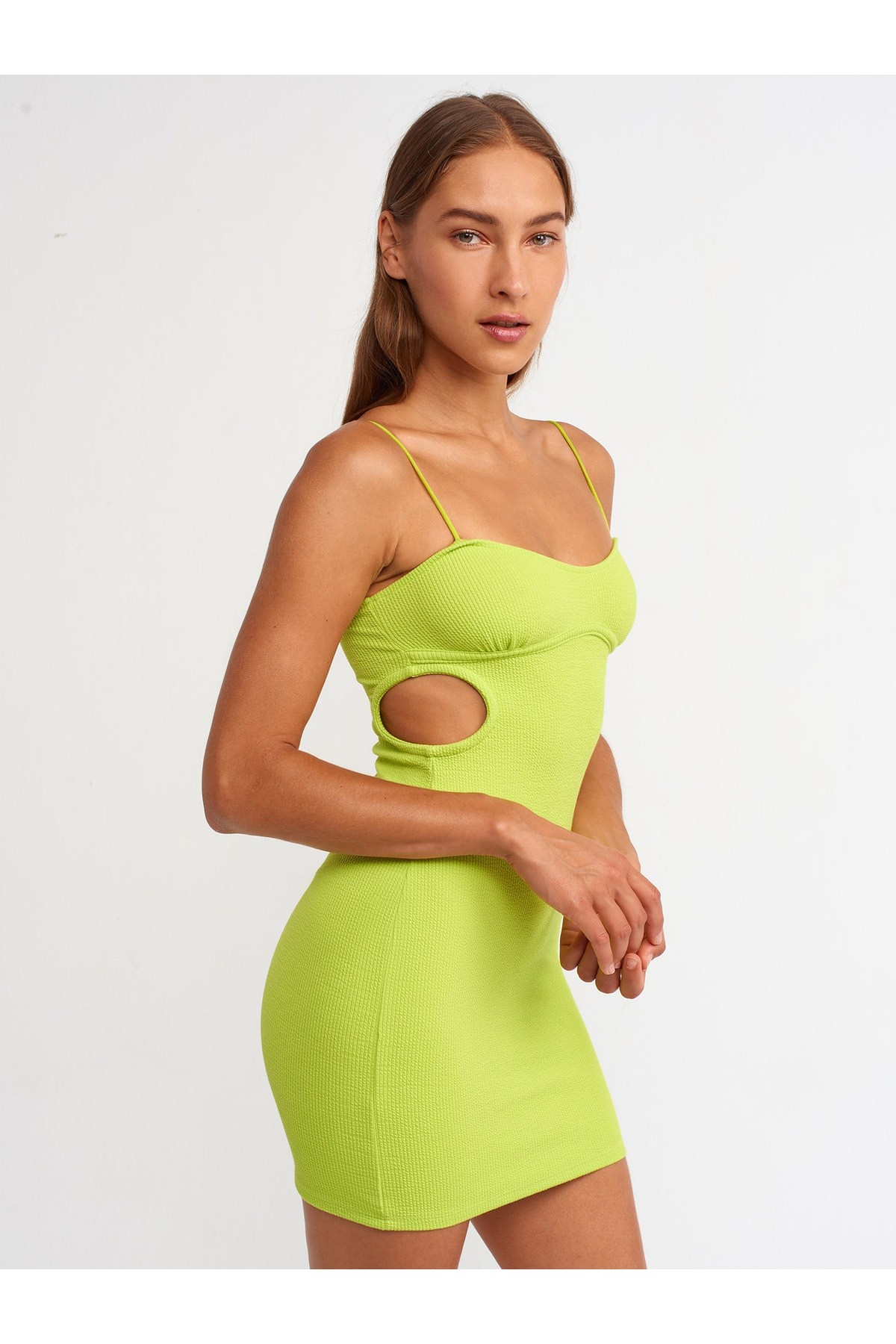 90394-yani-pencere-detayli-mini-elbise-67-966.jpg