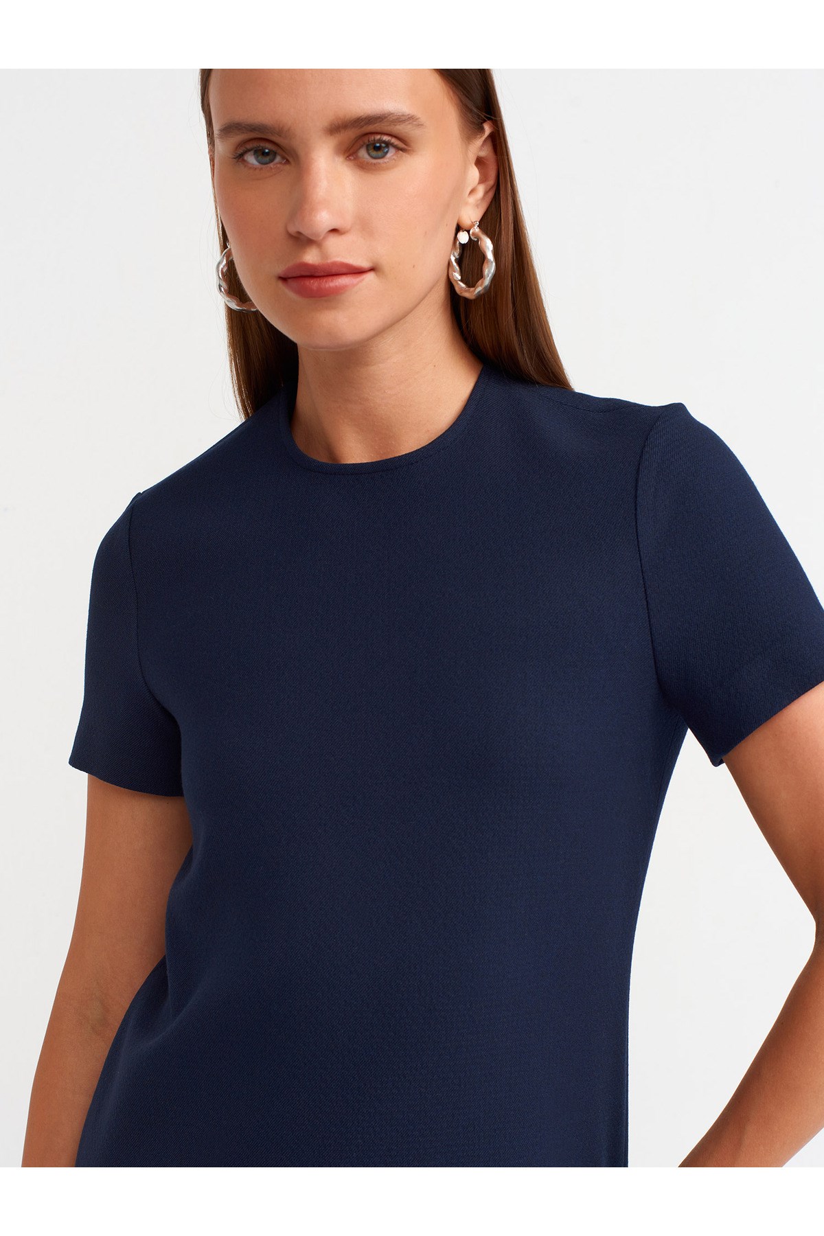 90899-bisiklet-yaka-mini-elbise-lacive-9-4cae.jpg