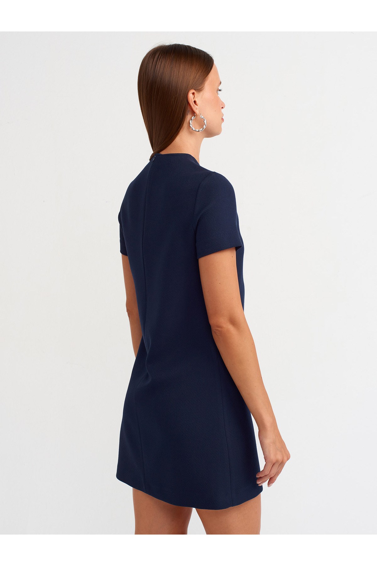 90899-bisiklet-yaka-mini-elbise-lacive-97-acf.jpg