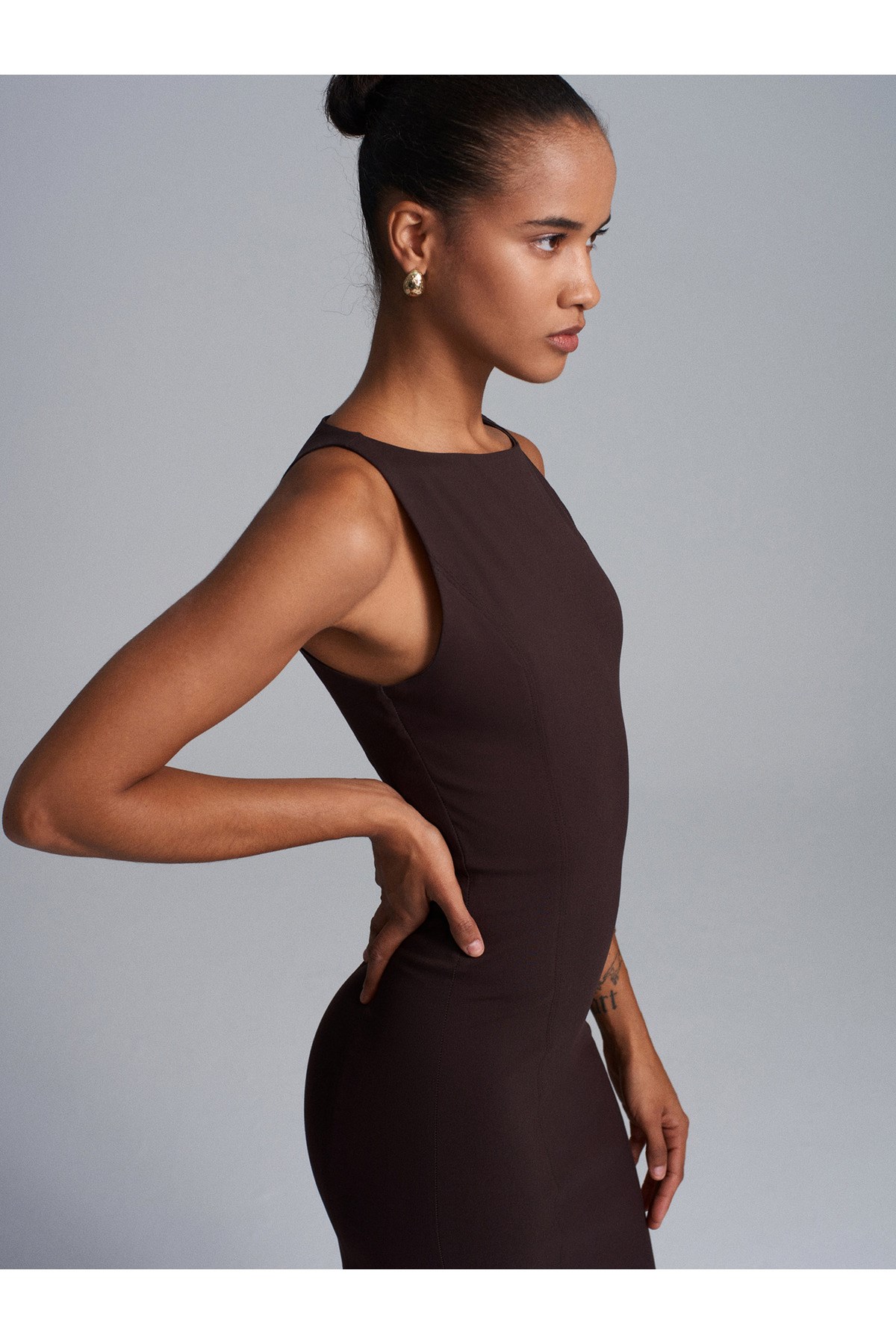 91099-extra-slim-fit-midi-elbise-koyu--4d7182.jpg