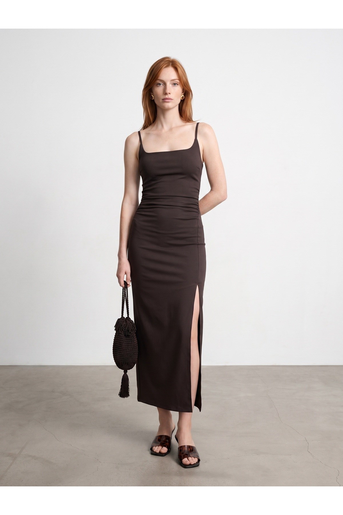 91712-kare-yaka-buzgulu-midi-elbise-ko-1be7d3.jpg