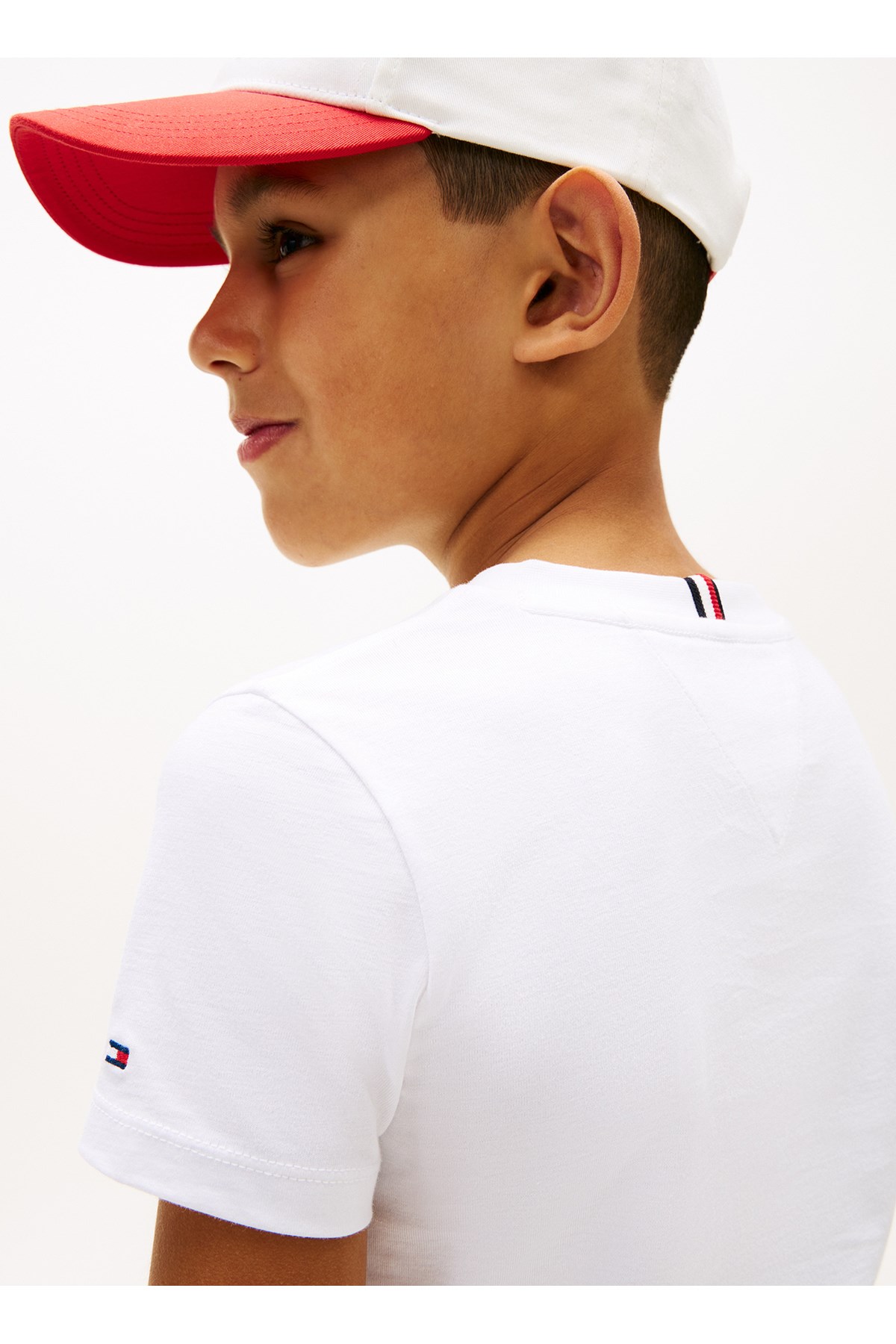 beyaz-erkek-cocuk-baskili-t-shirt-kb0k-4631-8.jpg
