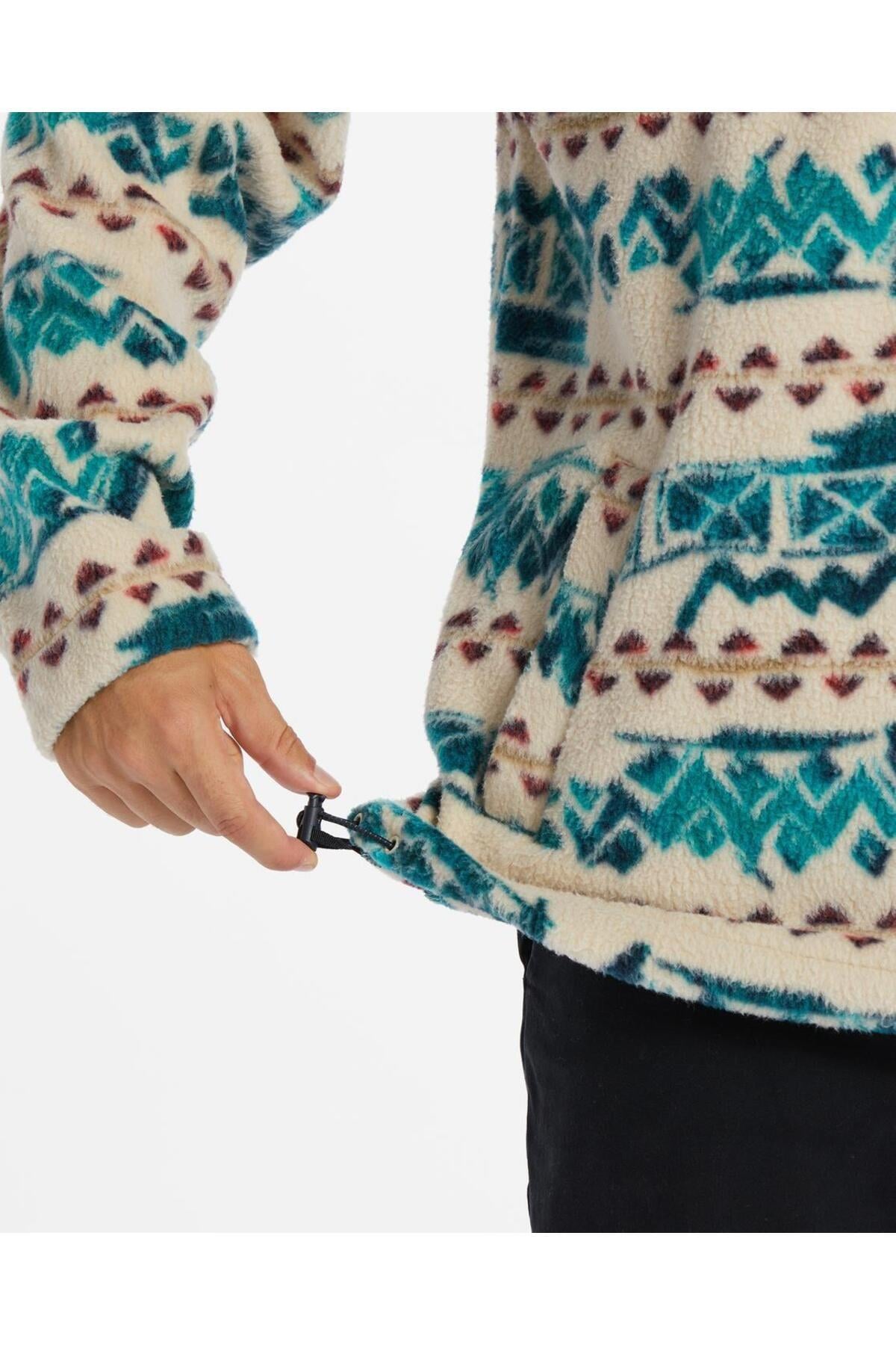 boundary-mock-neck-e90-40.jpg