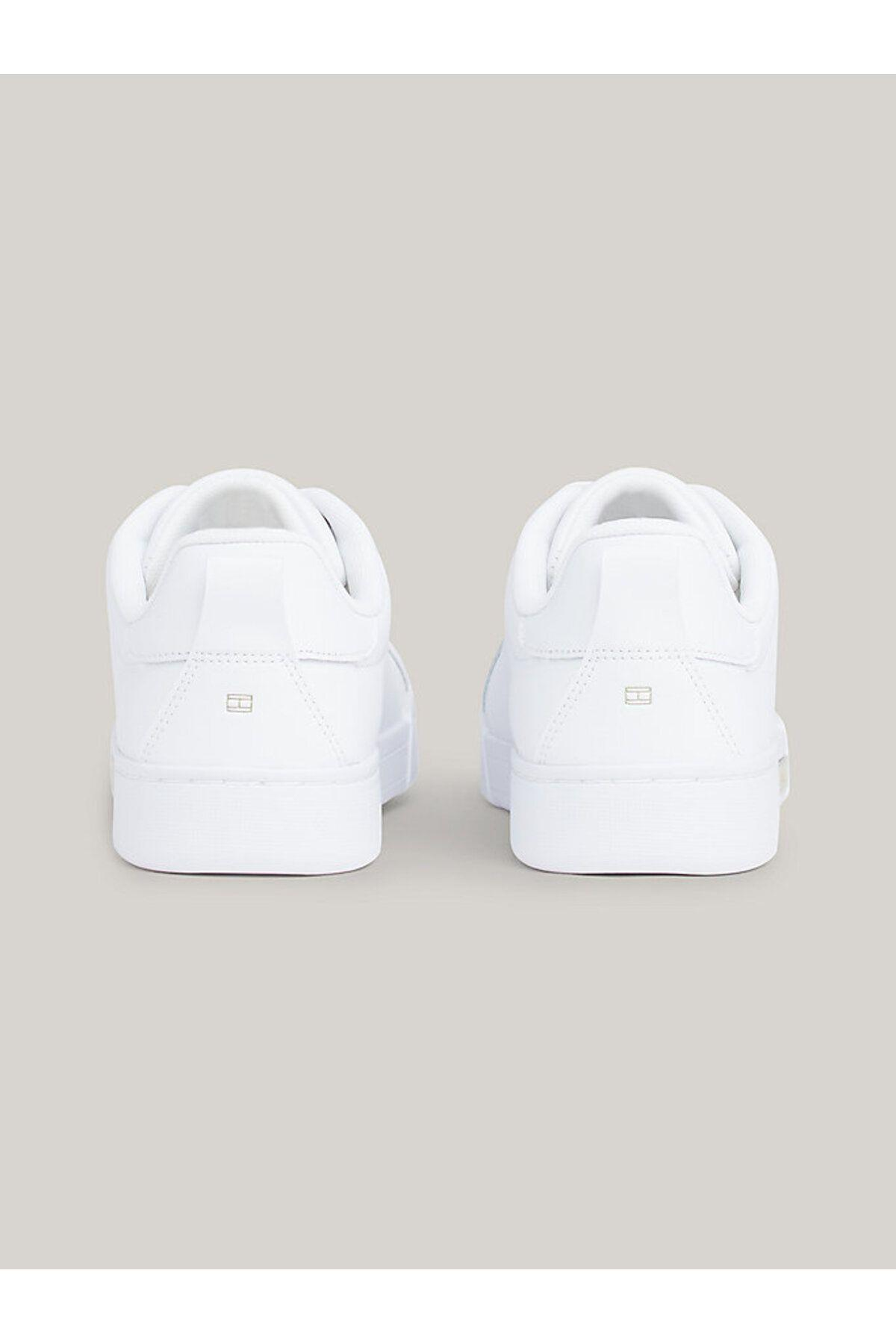 chique-court-sneaker-03e-cc.jpg