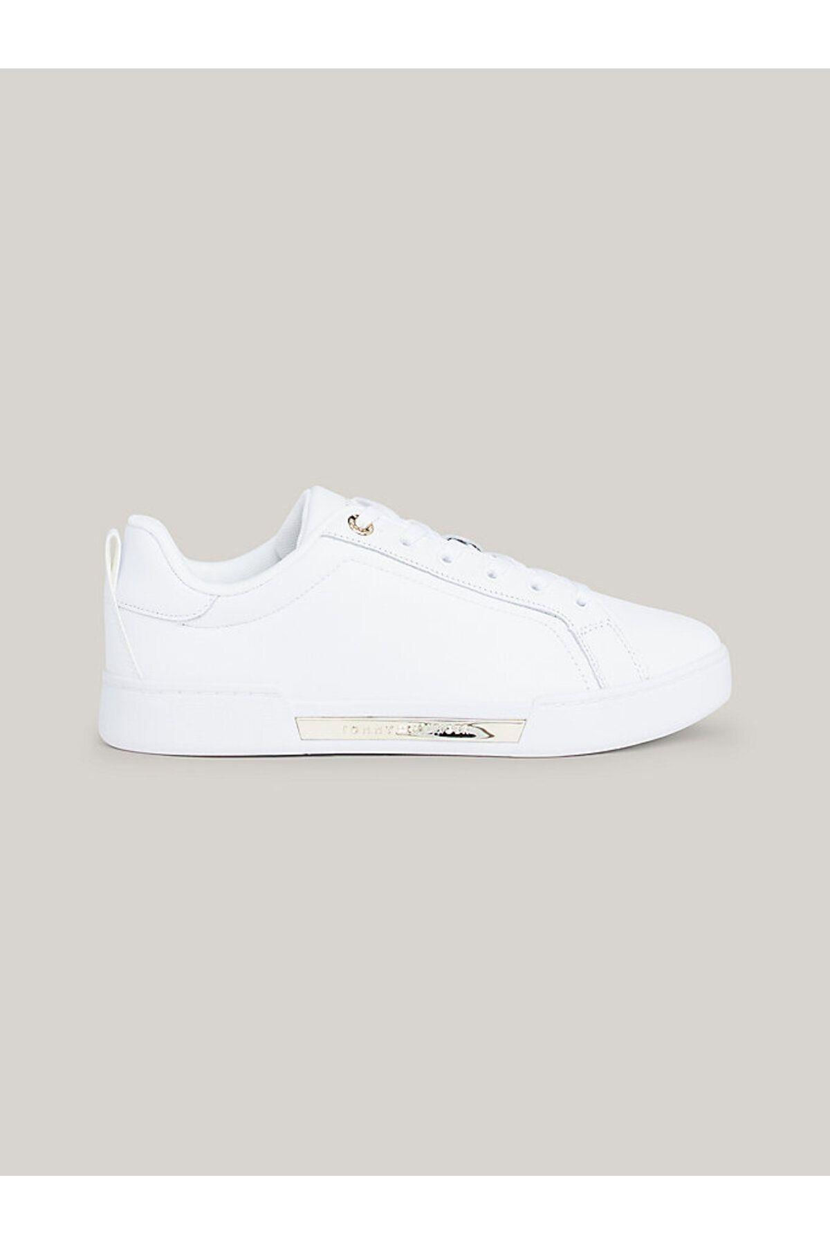 chique-court-sneaker-e2-41e.jpg
