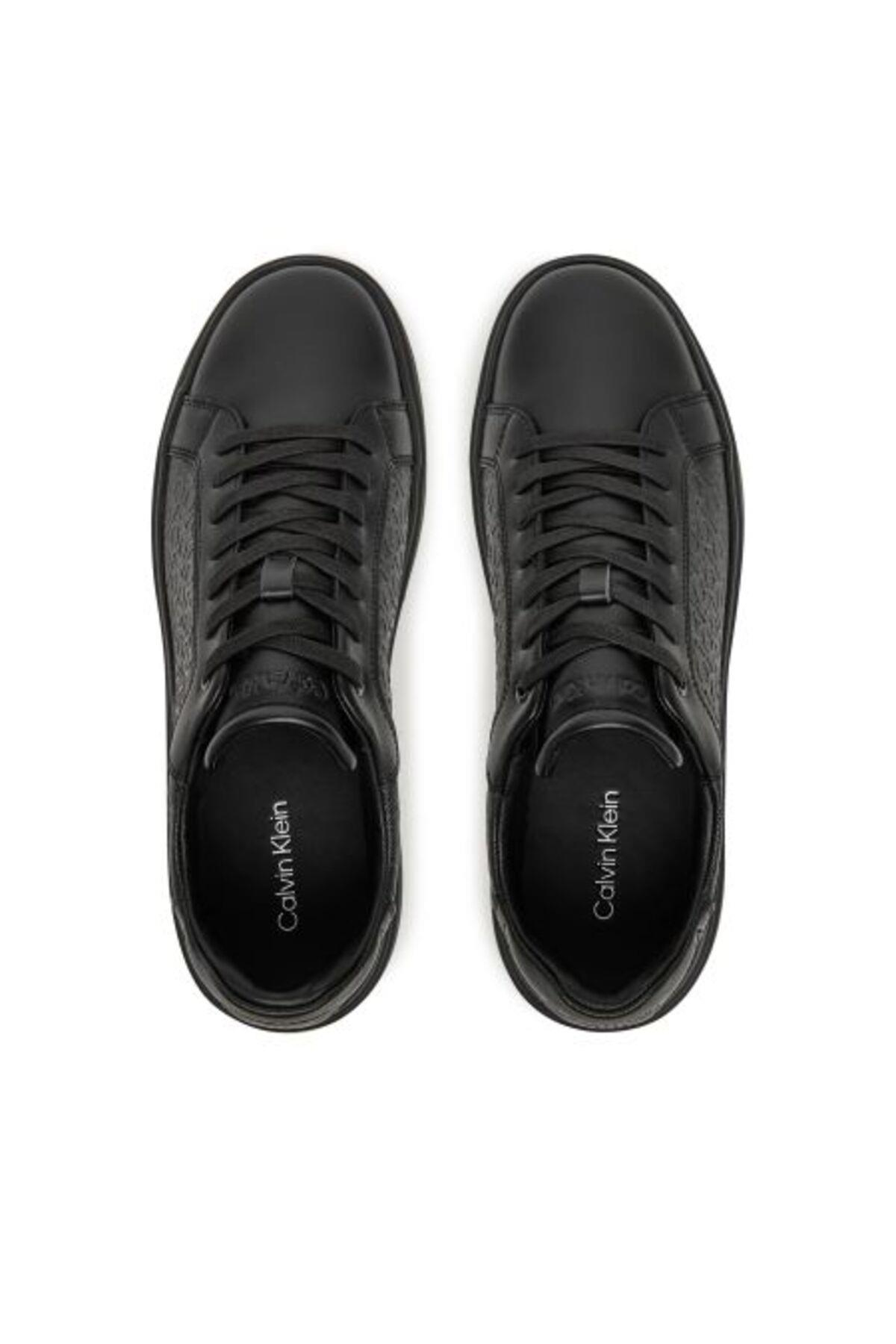 chunky-low-top-lace-up-mono-887d-1.jpg