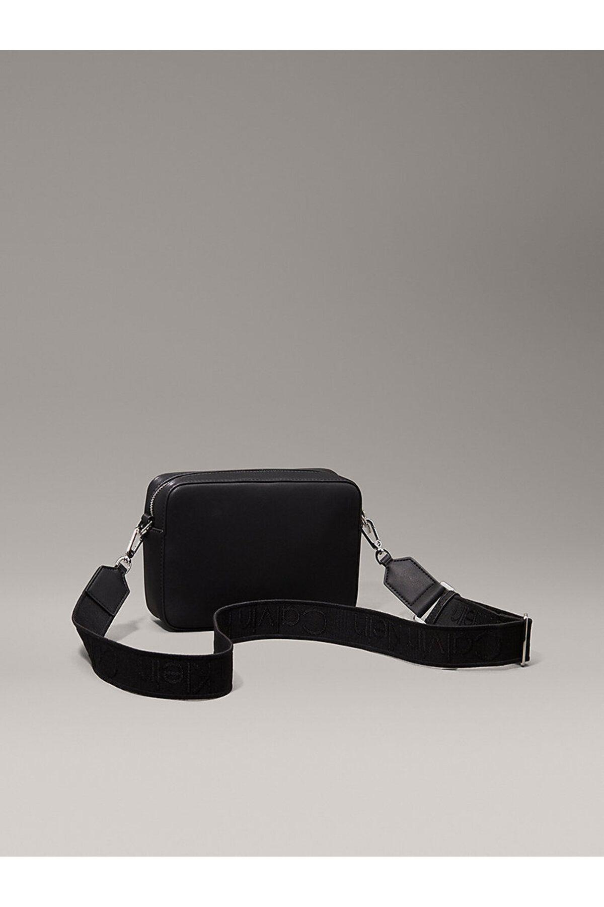 ck-must-small-camera-bag-439e-9.jpg