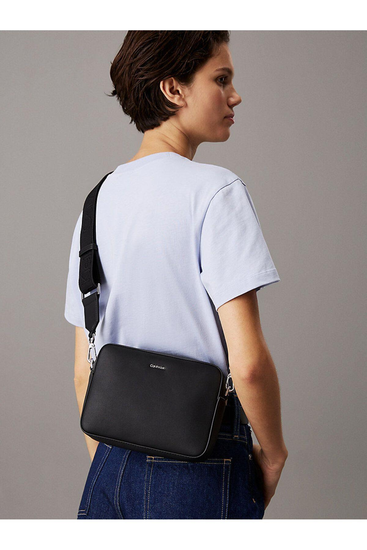ck-must-small-camera-bag-d7c04-.jpg