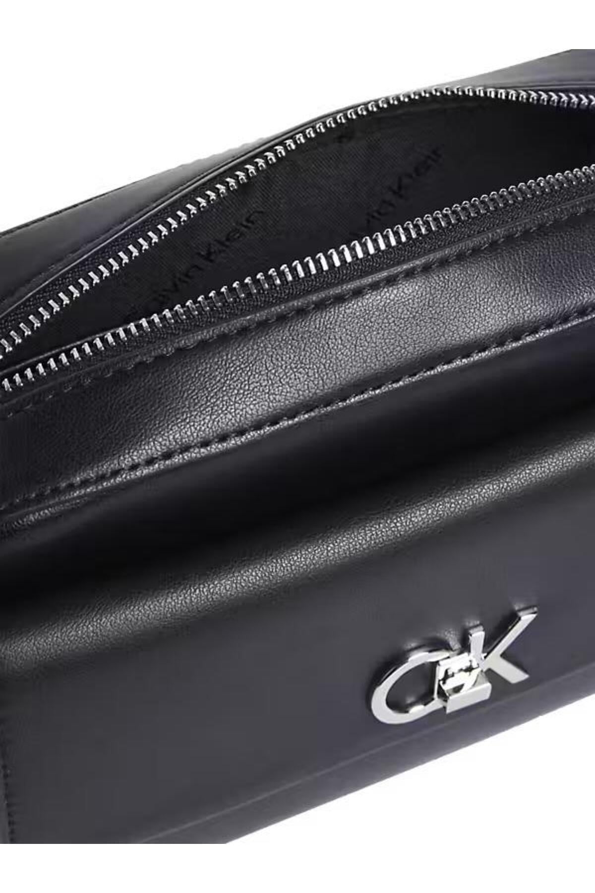 ck-re-lock-pocket-camera-bag--e62db.jpg