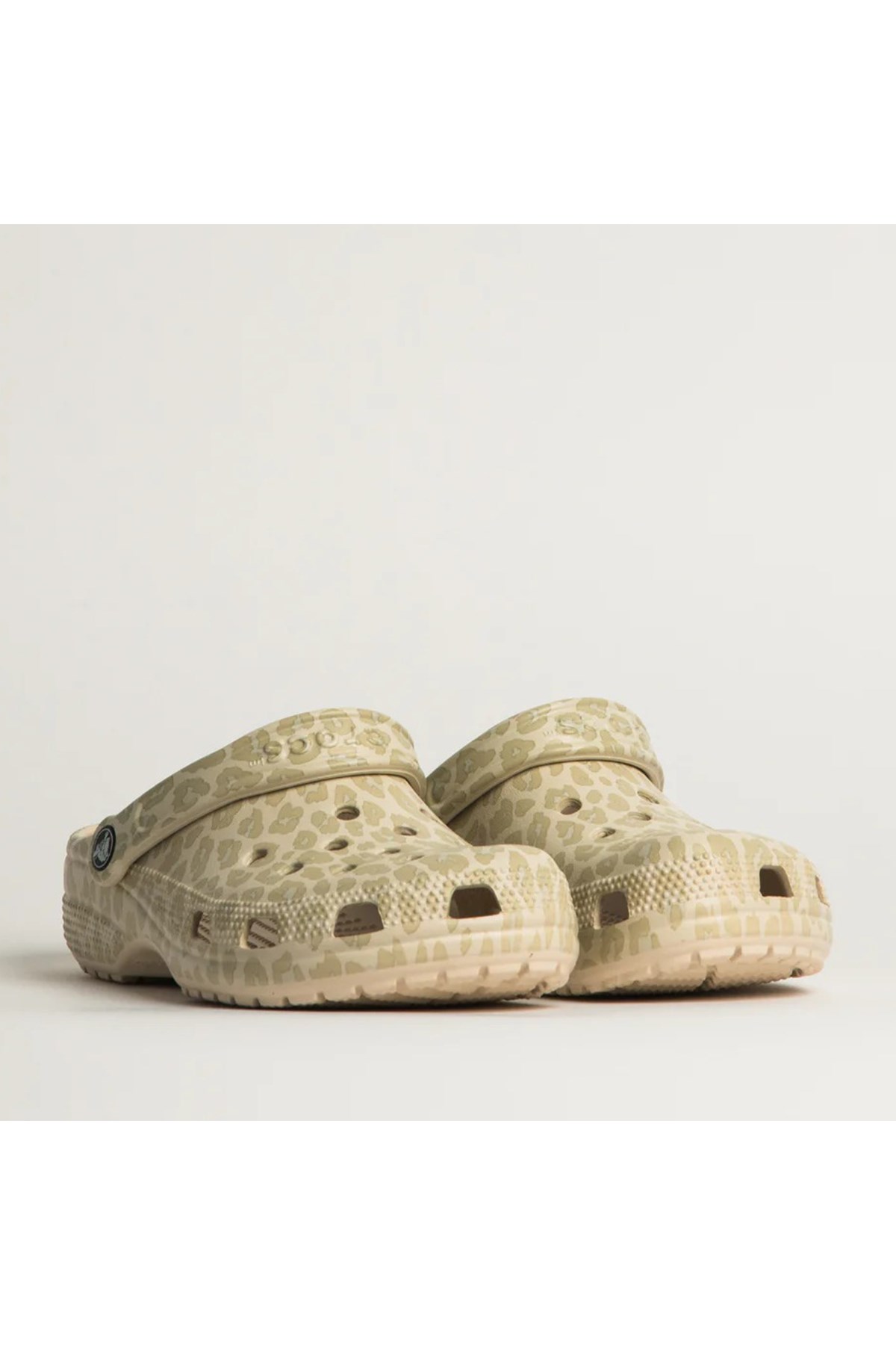 classic-animal-clog-kadin-bej-terlik-46b-e7.jpg