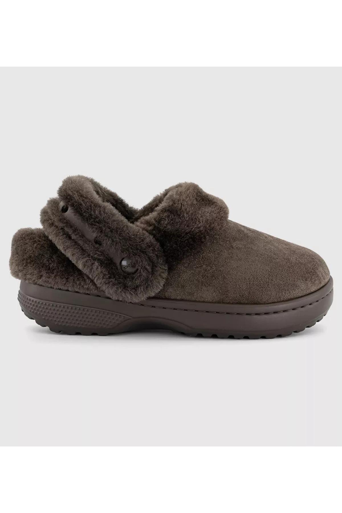 classic-unfurgettable-suede-clogs-espr-f-bd10.jpg