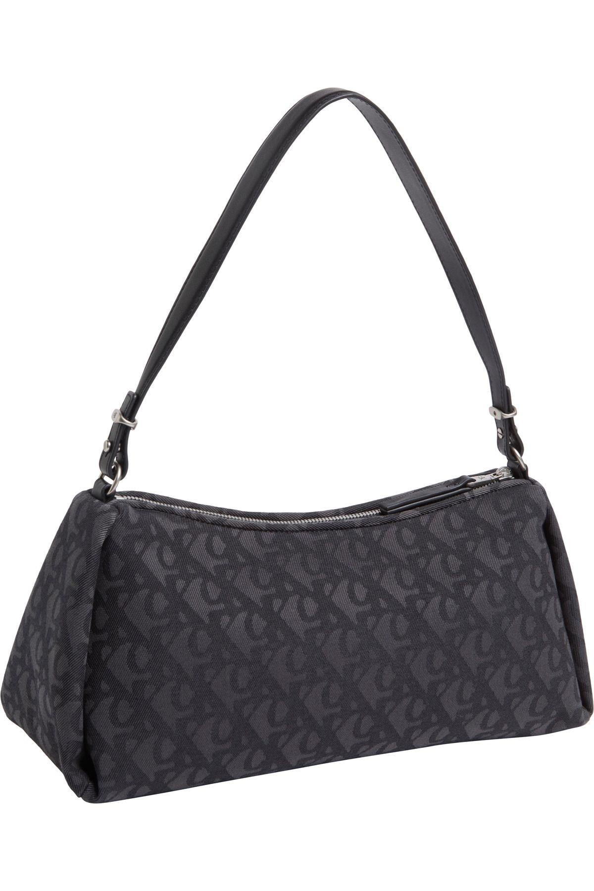 drop-monogram-lg-shoulder-bag-omuz-can-a50fa5.jpg