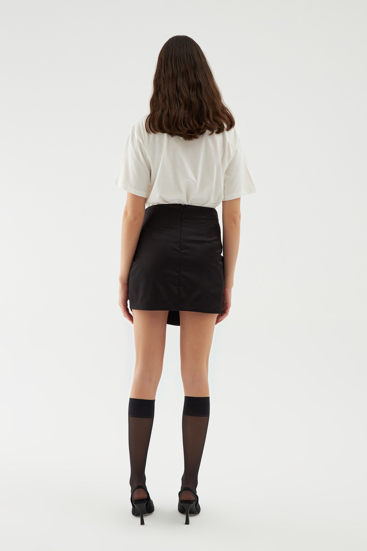 dugum-detayli-mini-boy-etek-siyah-8e2c-7.jpg