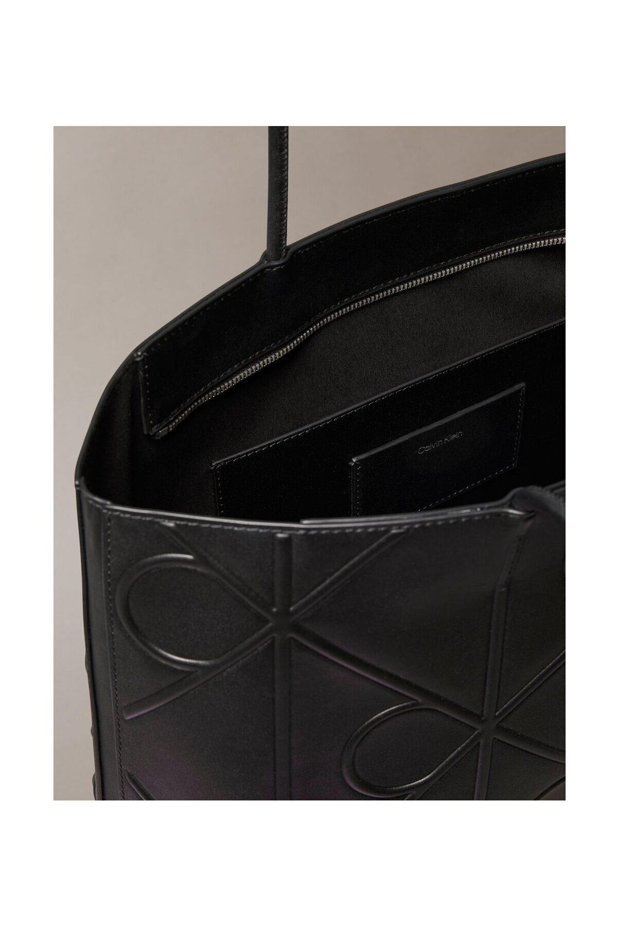 embossed-aop-leather-tote-5-438b.jpg