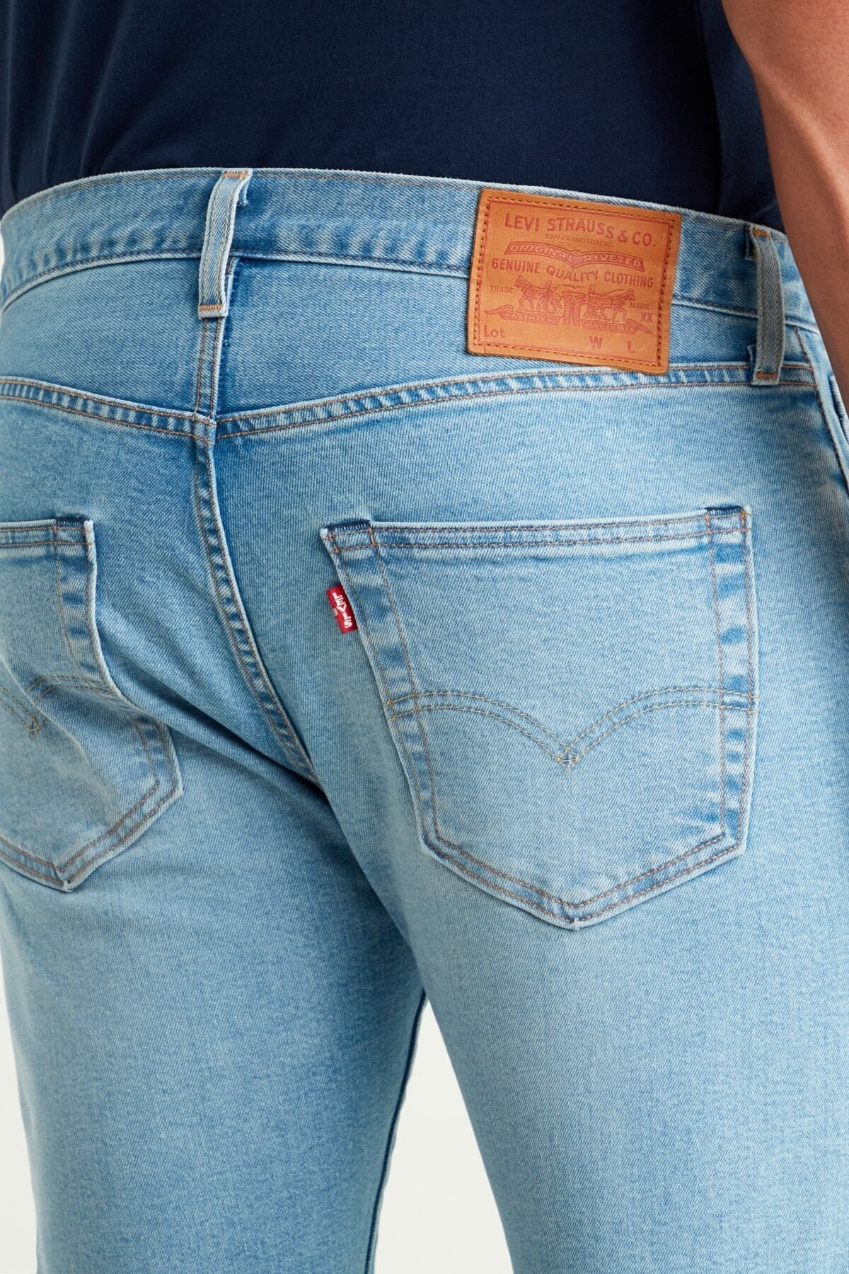 erkek-501-straight-jean-00501-3051-b-4a7c.jpg