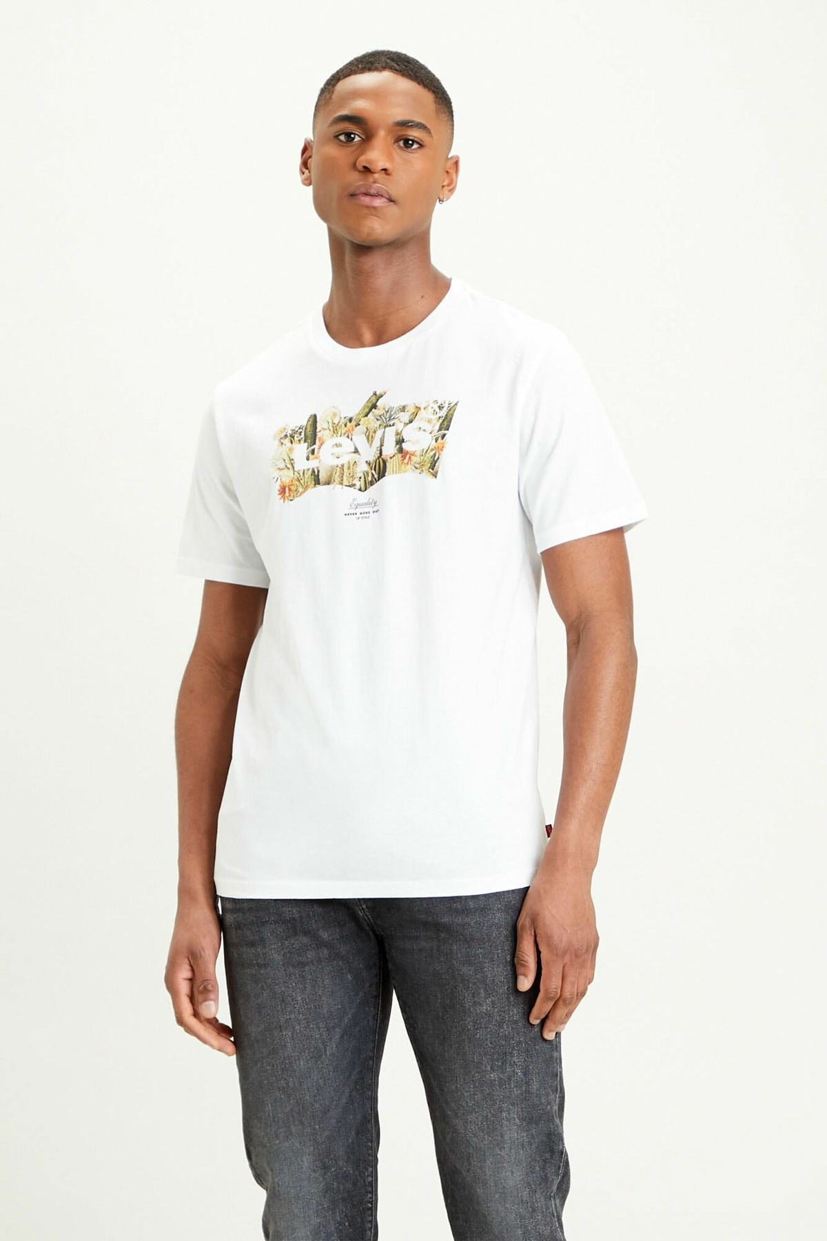 erkek-beyaz-kisa-kollu-t-shirt-22489-0-2-c0fc.jpg
