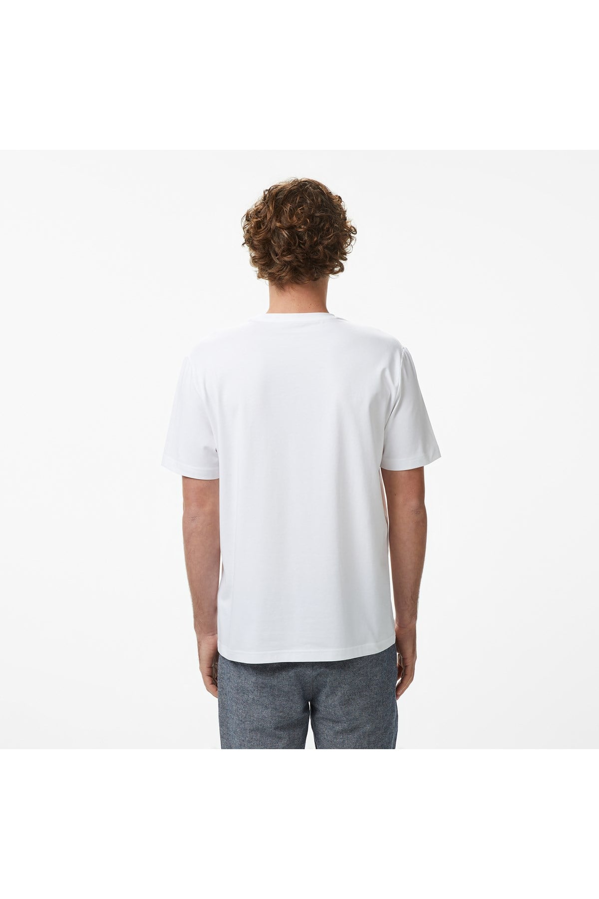 erkek-beyaz-regular-fit-t-shirt-2-b593.jpg