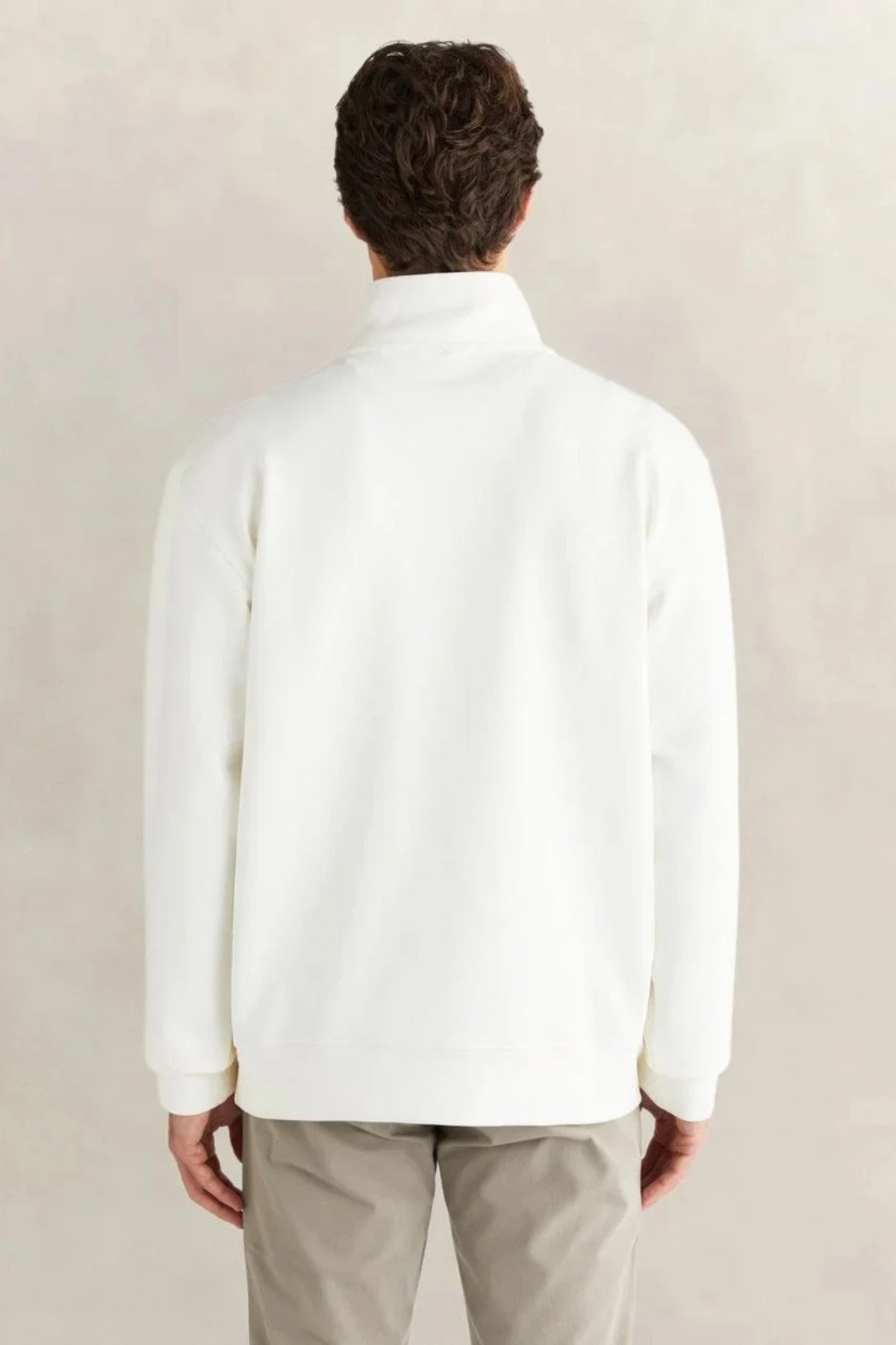 erkek-beyaz-relaxed-fit-yarim-fermuarl-4644-8.jpg