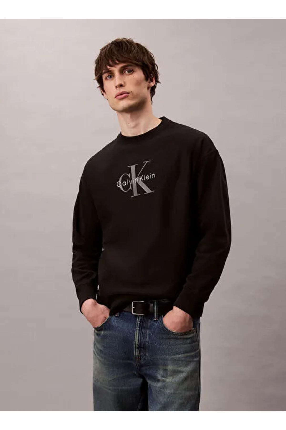 erkek-bisiklet-yaka-buyuk-ck-desen-uzu-39-bc8.jpg