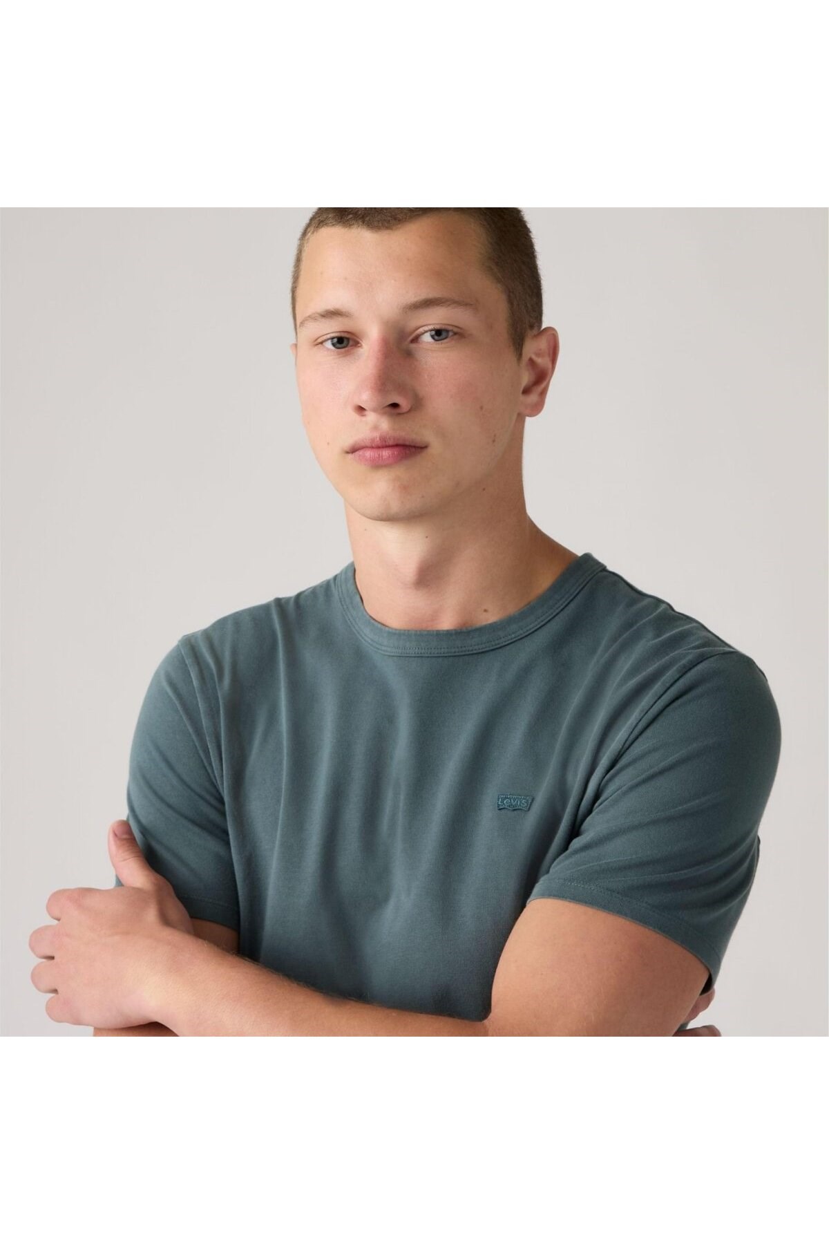 erkek-bisiklet-yaka-gok-mavisi-t-shirt-16dde3.jpg