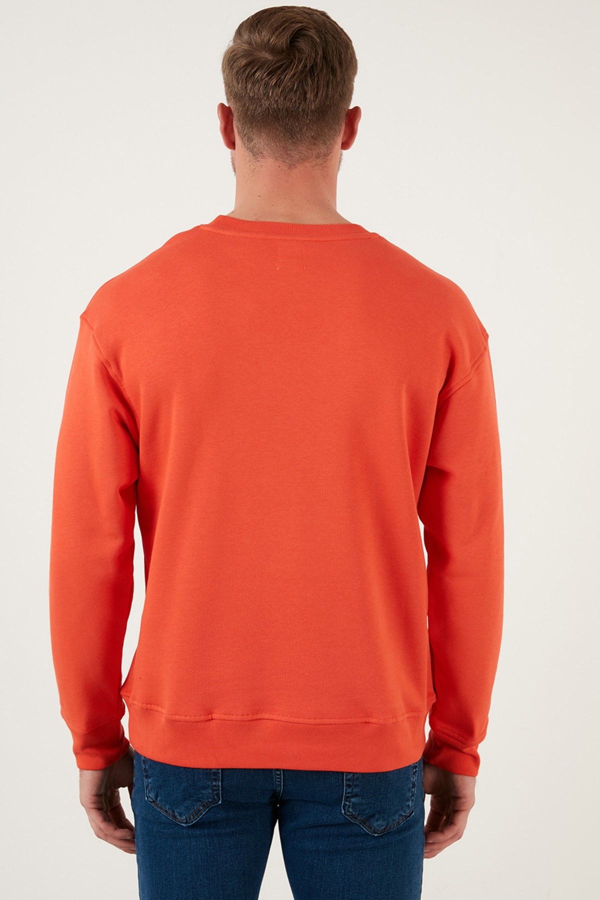 erkek-bisiklet-yaka-turuncu-sweatshirt-6-e13f.jpg