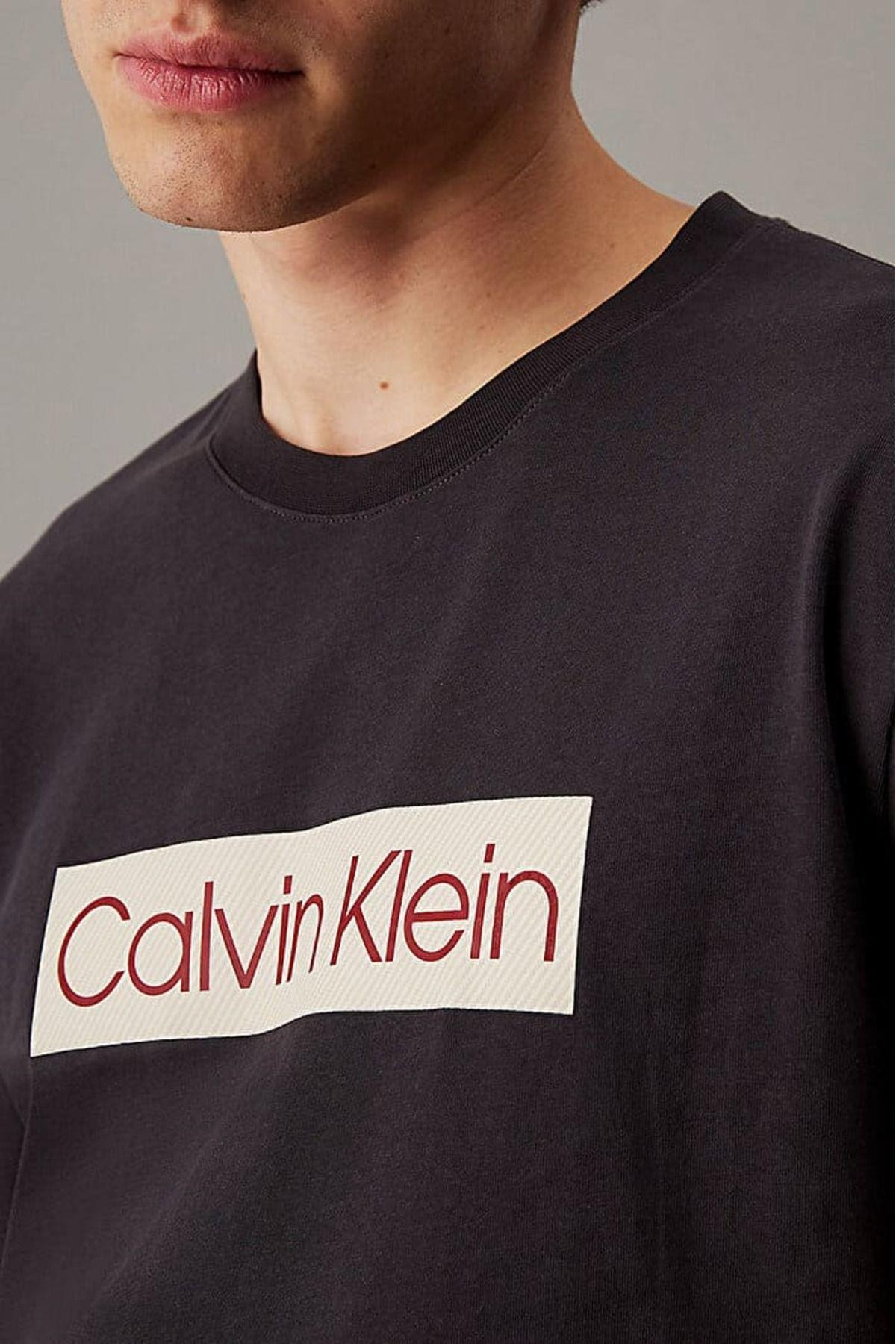erkek-calvin-klein-label-t-shirt-gri-faa-89.jpg