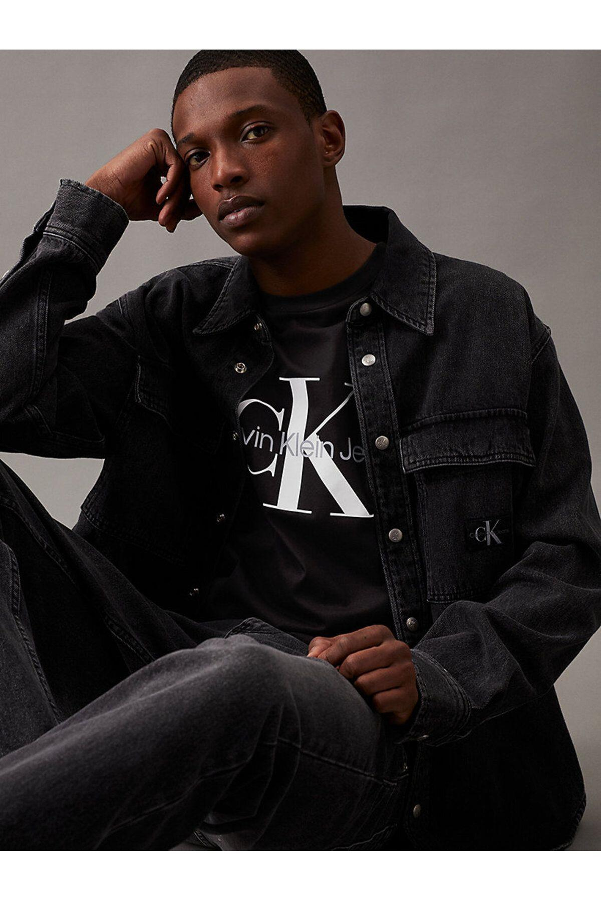 erkek-core-monogram-slim-siyah-t-shirt-1-6f6a.jpg
