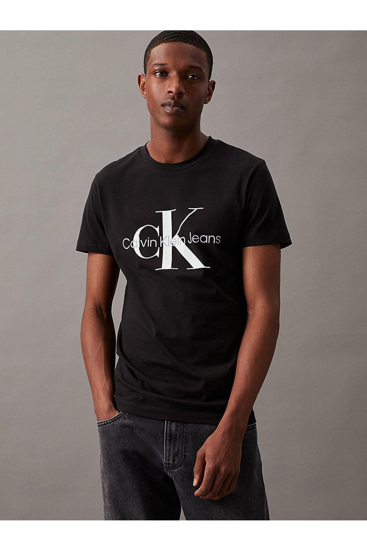 erkek-core-monogram-slim-siyah-t-shirt-d70-a9.jpg