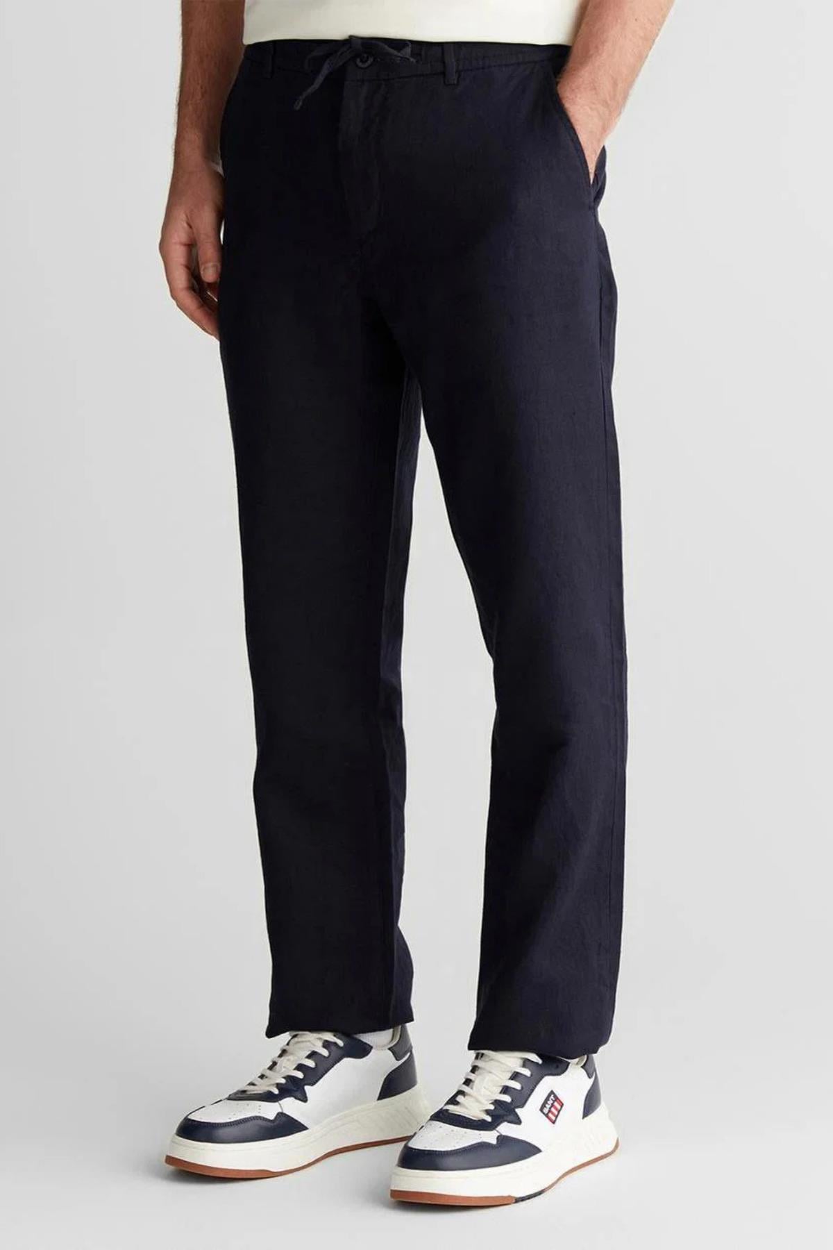 erkek-lacivert-regular-fit-pantolon-49700d.jpg