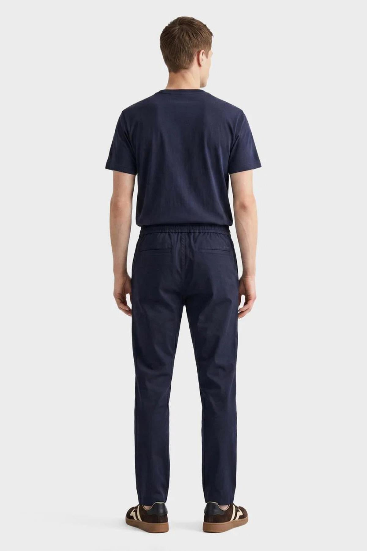 erkek-lacivert-regular-fit-smart-jogge-ae98d6.jpg