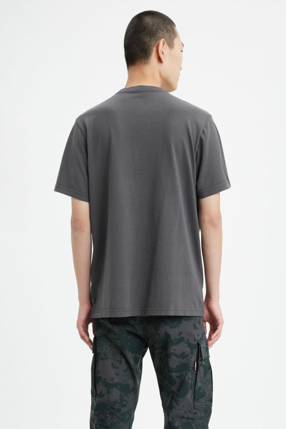 erkek-relaxed-graphic-90s-serif-logo-t-ca-4ed.jpg