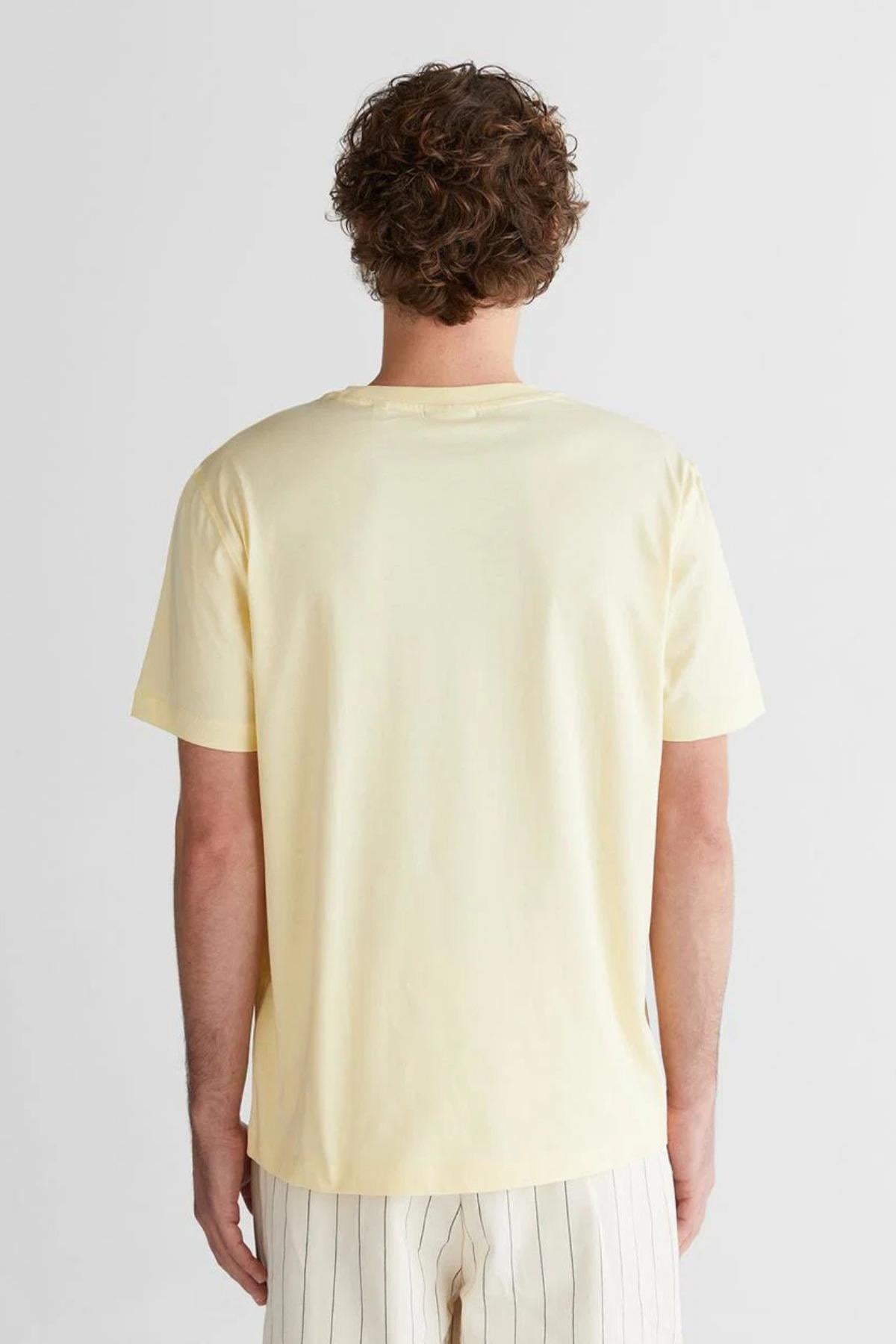 erkek-sari-baskili-kisa-kollu-t-shirt--b5ef-.jpg