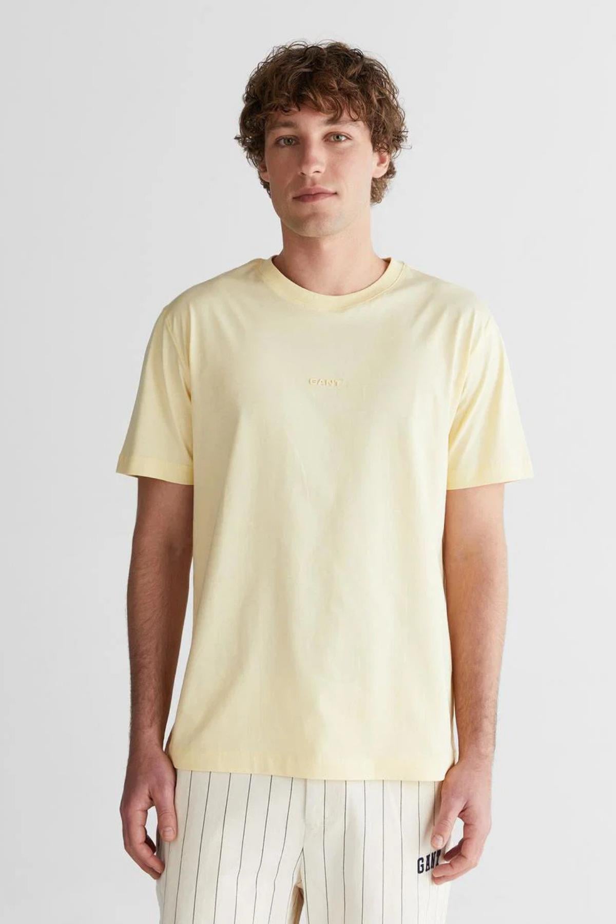 erkek-sari-baskili-kisa-kollu-t-shirt-944-4d.jpg