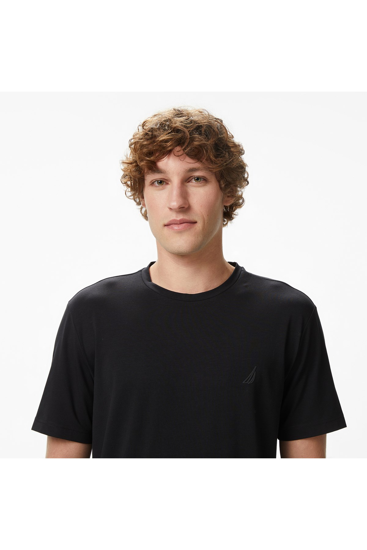 erkek-siyah-regular-fit-t-shirt-23c-4a.jpg