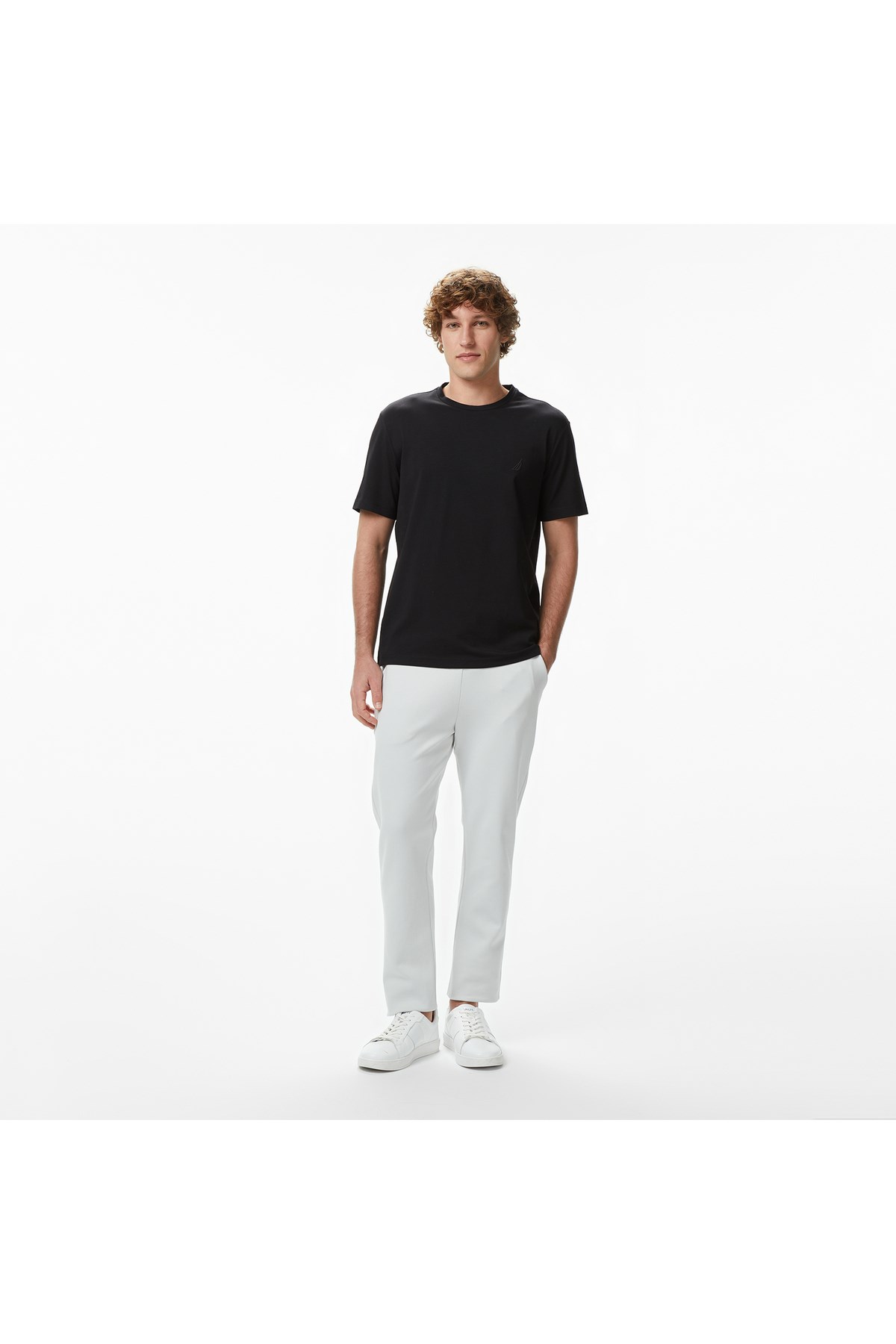 erkek-siyah-regular-fit-t-shirt-9022f2.jpg