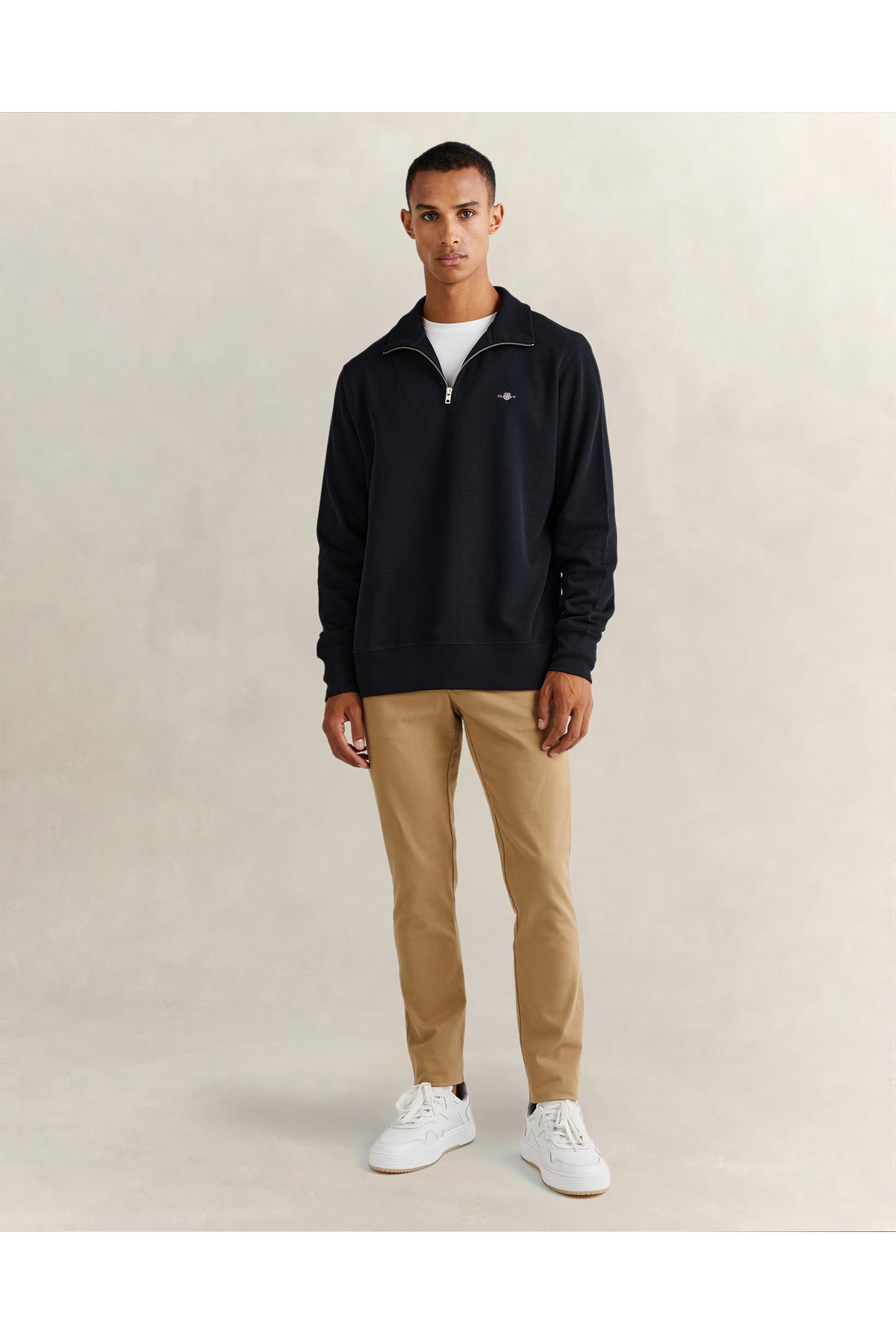 erkek-siyah-regular-fit-yarim-fermuarl-c7696d.jpg