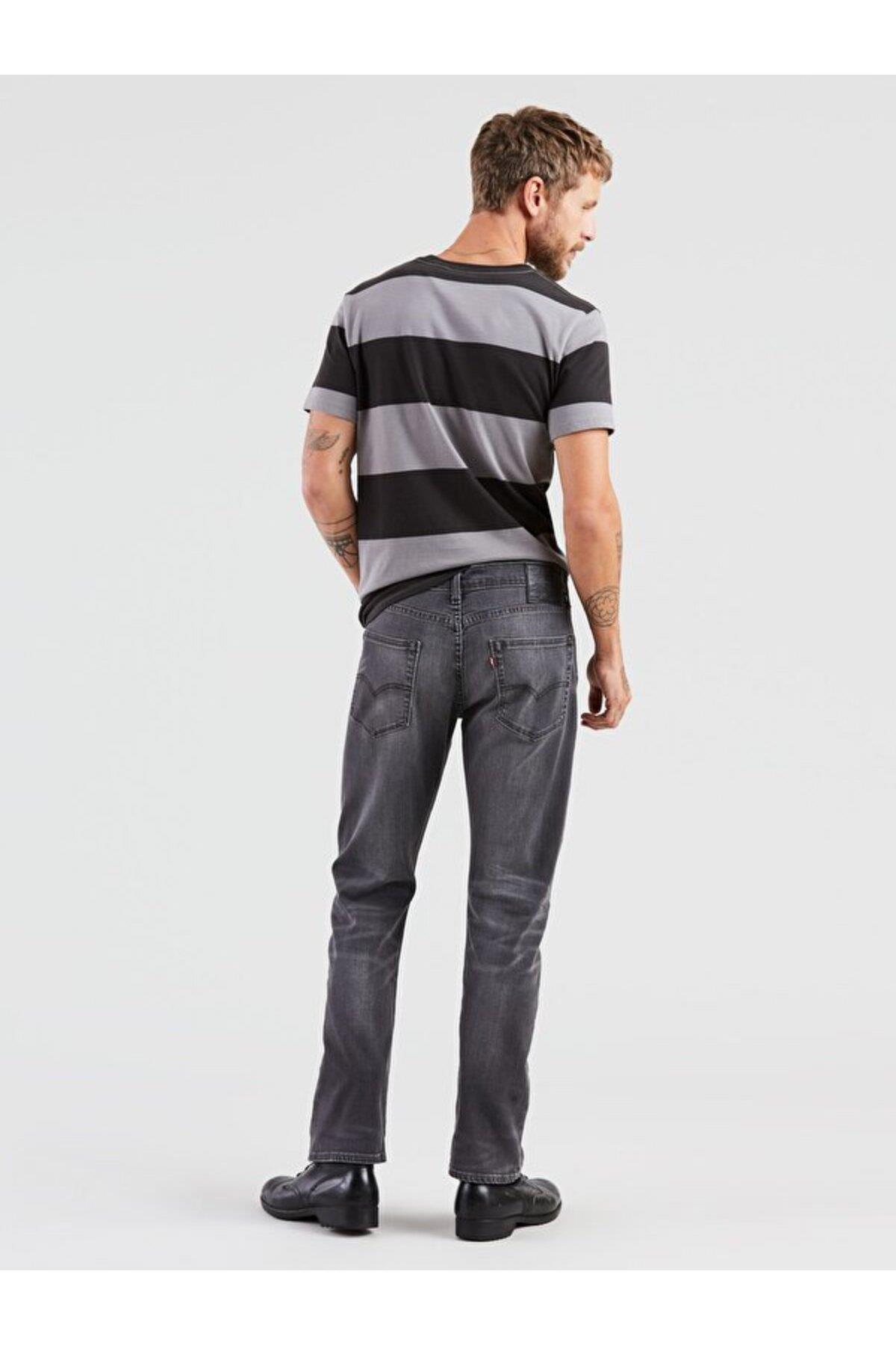 erkek-siyah-regular-tapered-jeans-0d7df8.jpg