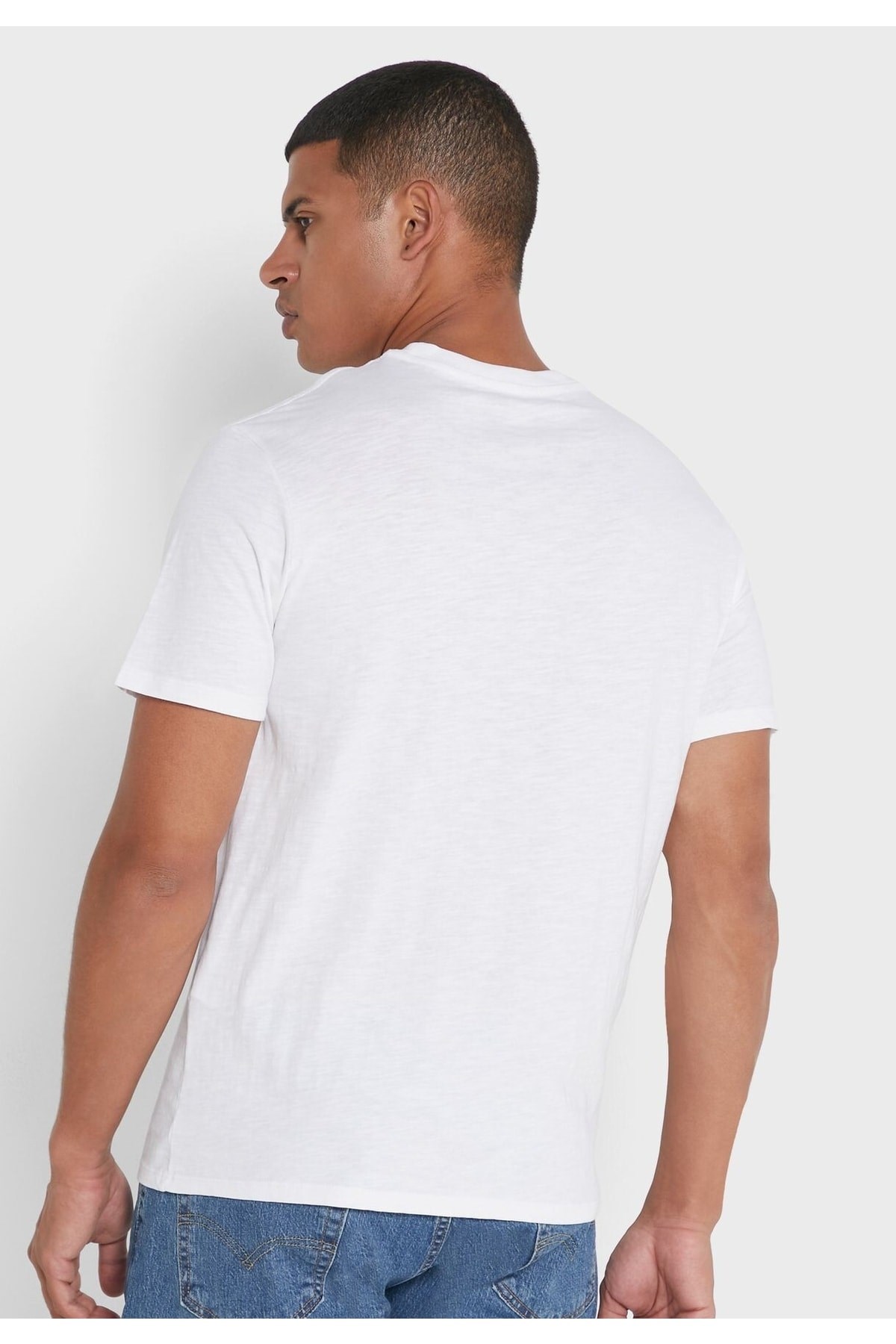erkek-ss-classic-pocket-beyaz-t-shirt--6b8c75.jpg